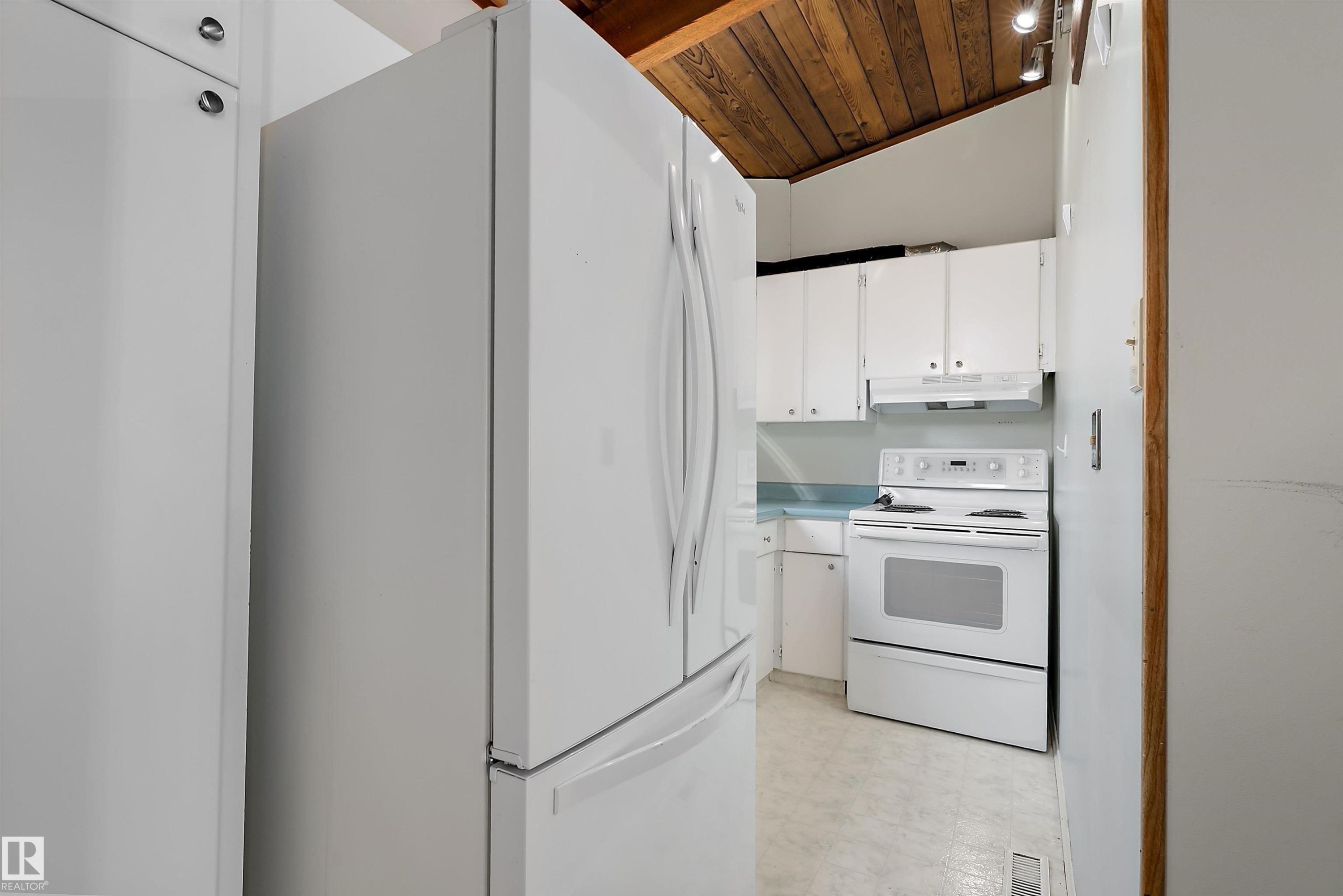 33 Northwoods Village Nw, Edmonton, AB