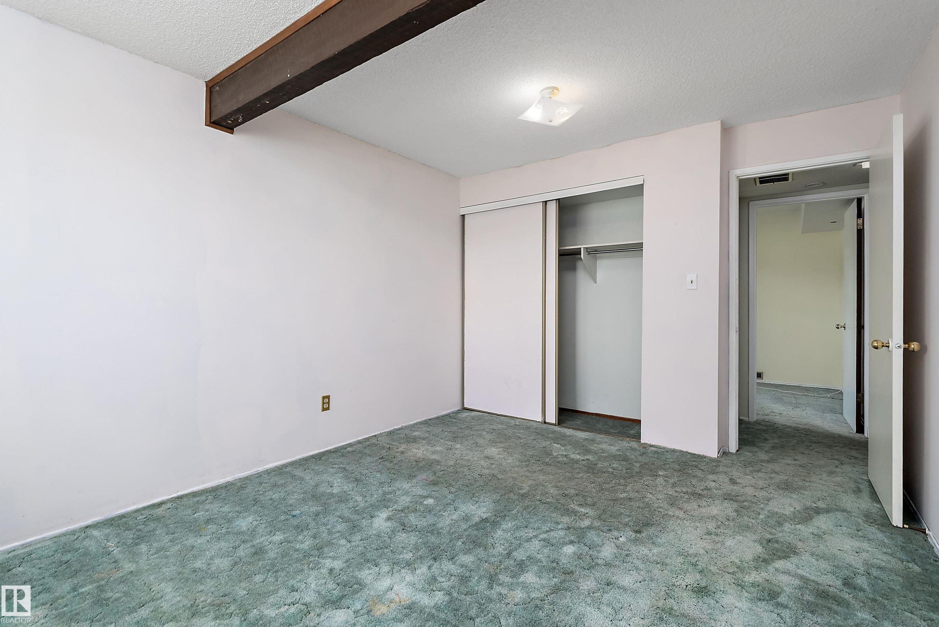 33 Northwoods Village Nw, Edmonton, AB