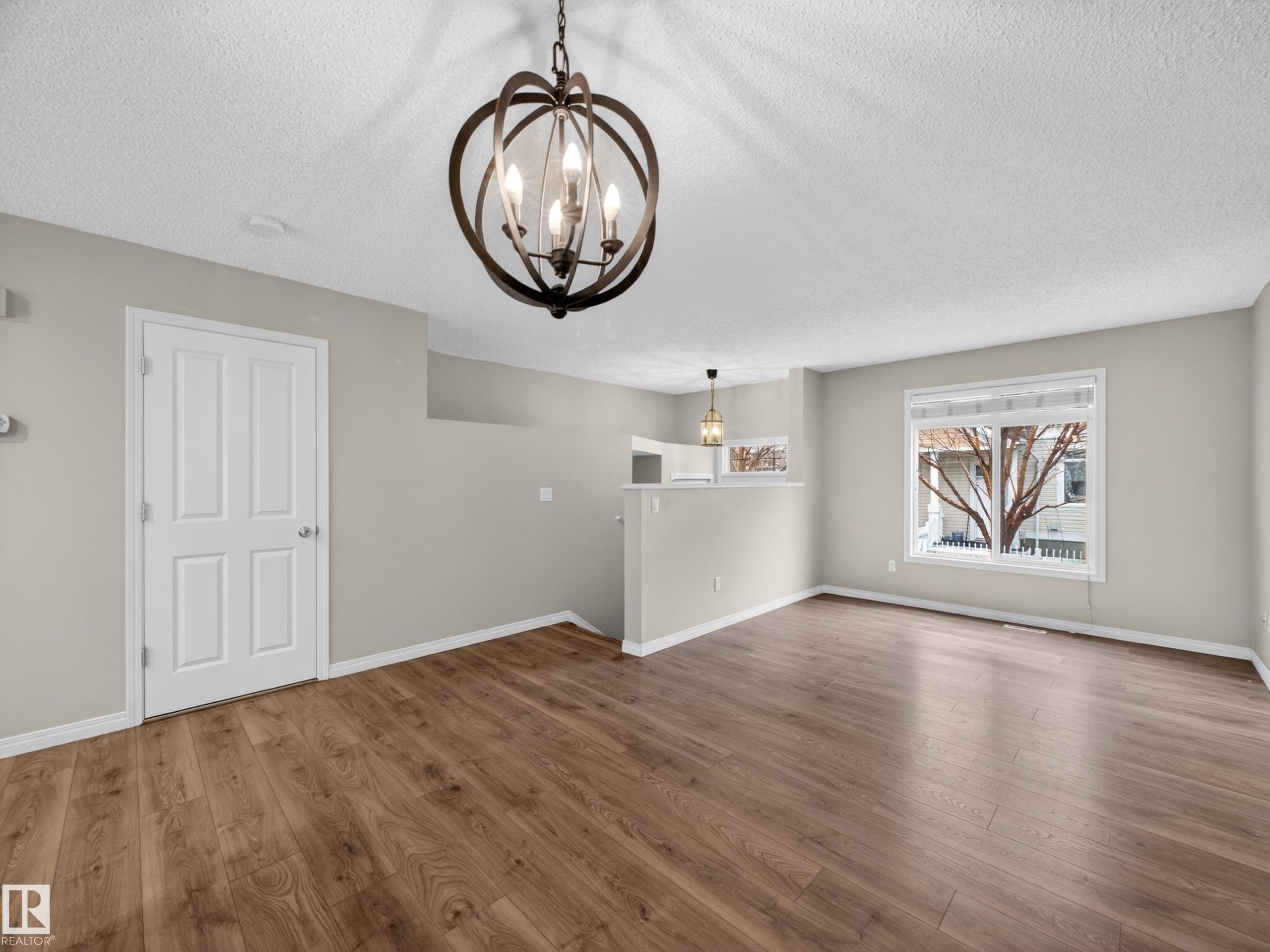 #31 1804 70 St Sw, Edmonton, AB