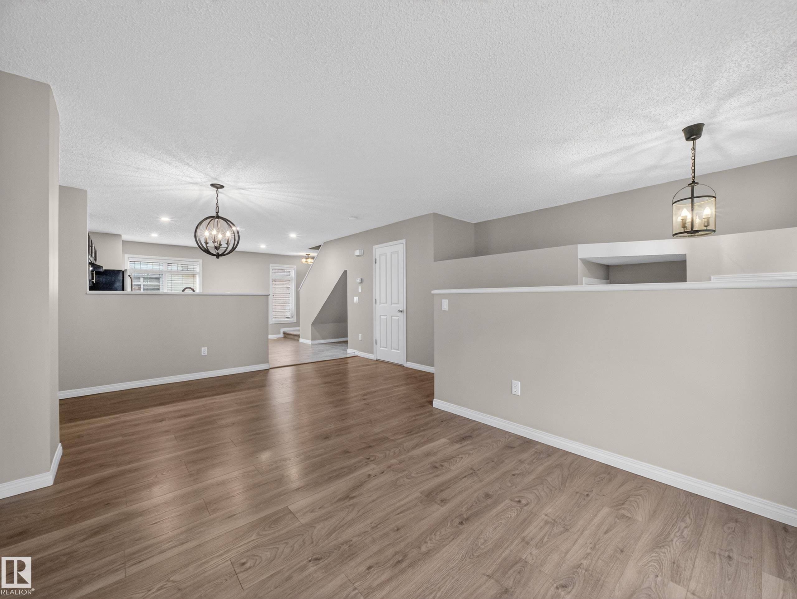 #31 1804 70 St Sw, Edmonton, AB