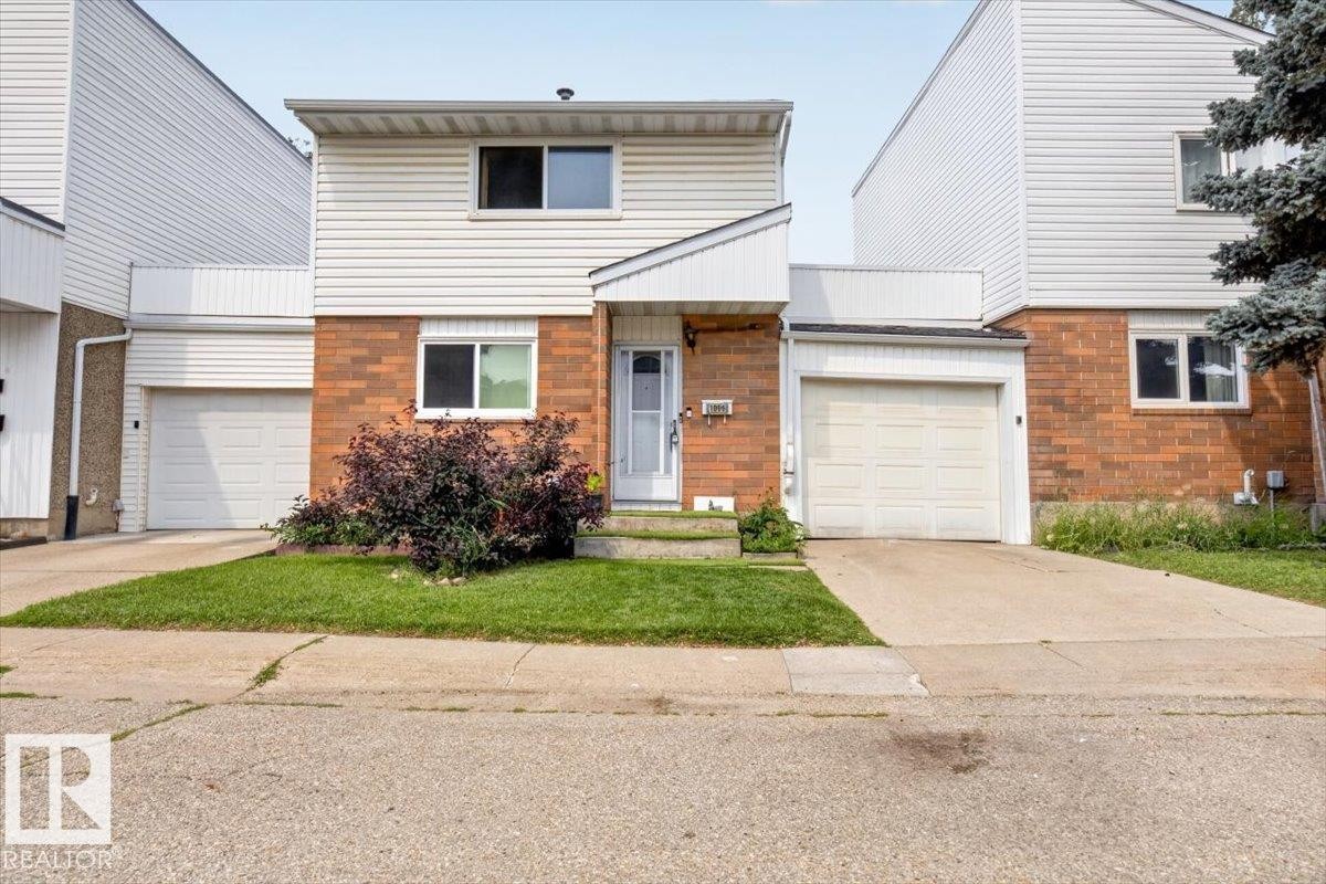 1096 Millbourne Road Nw, Edmonton, AB - Outdoor With Exterior