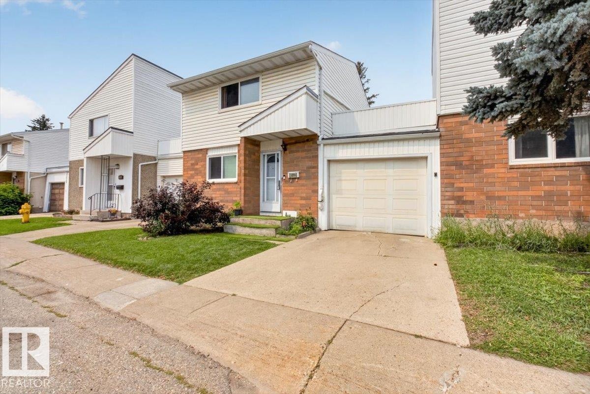 1096 Millbourne Road Nw, Edmonton, AB - Outdoor With Facade