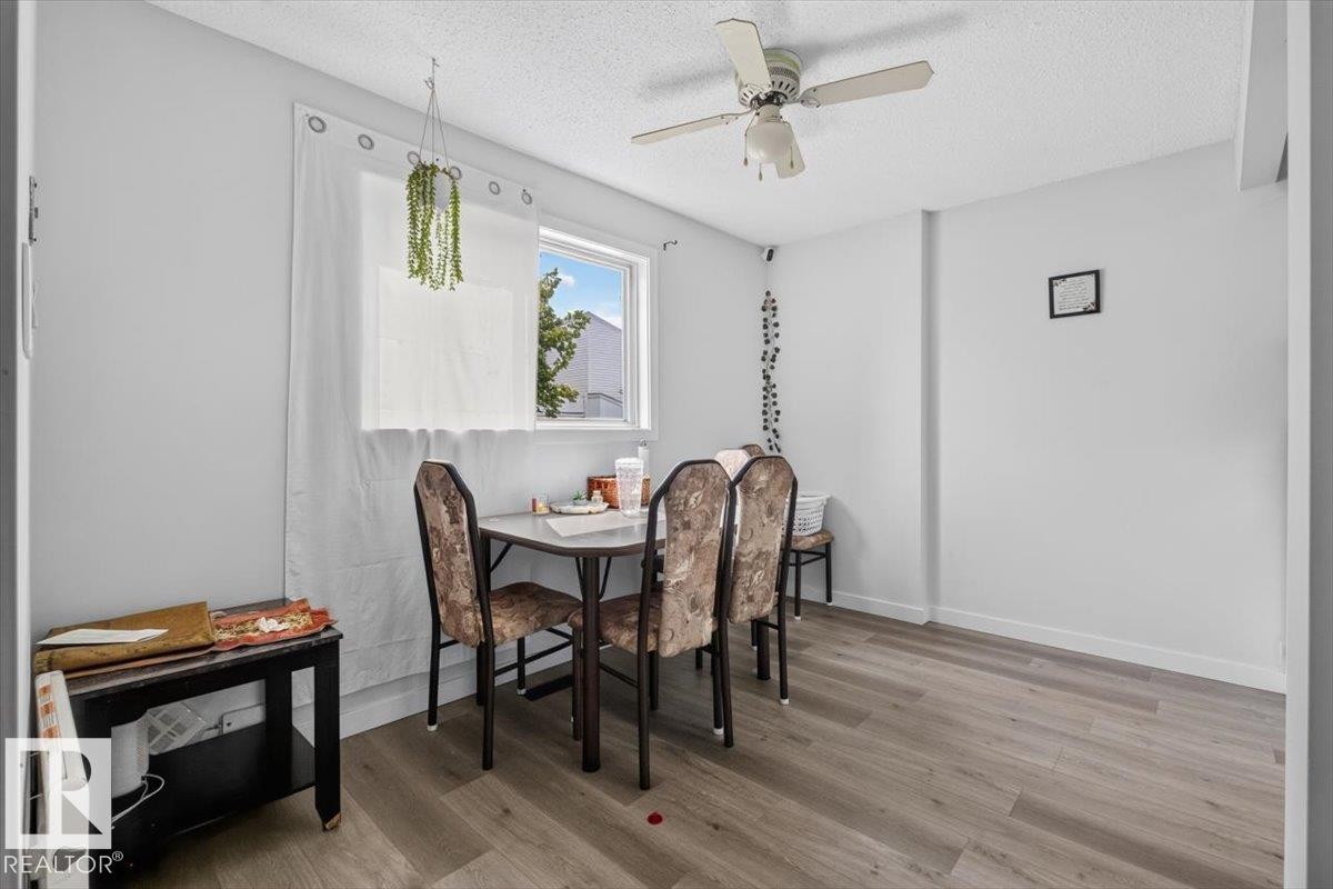 1096 Millbourne Road Nw, Edmonton, AB - Indoor Photo Showing Dining Room