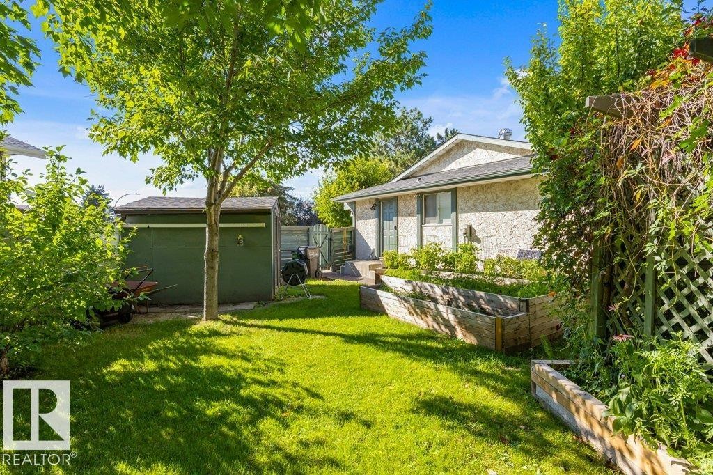 16715 98 Street Nw, Edmonton, AB
