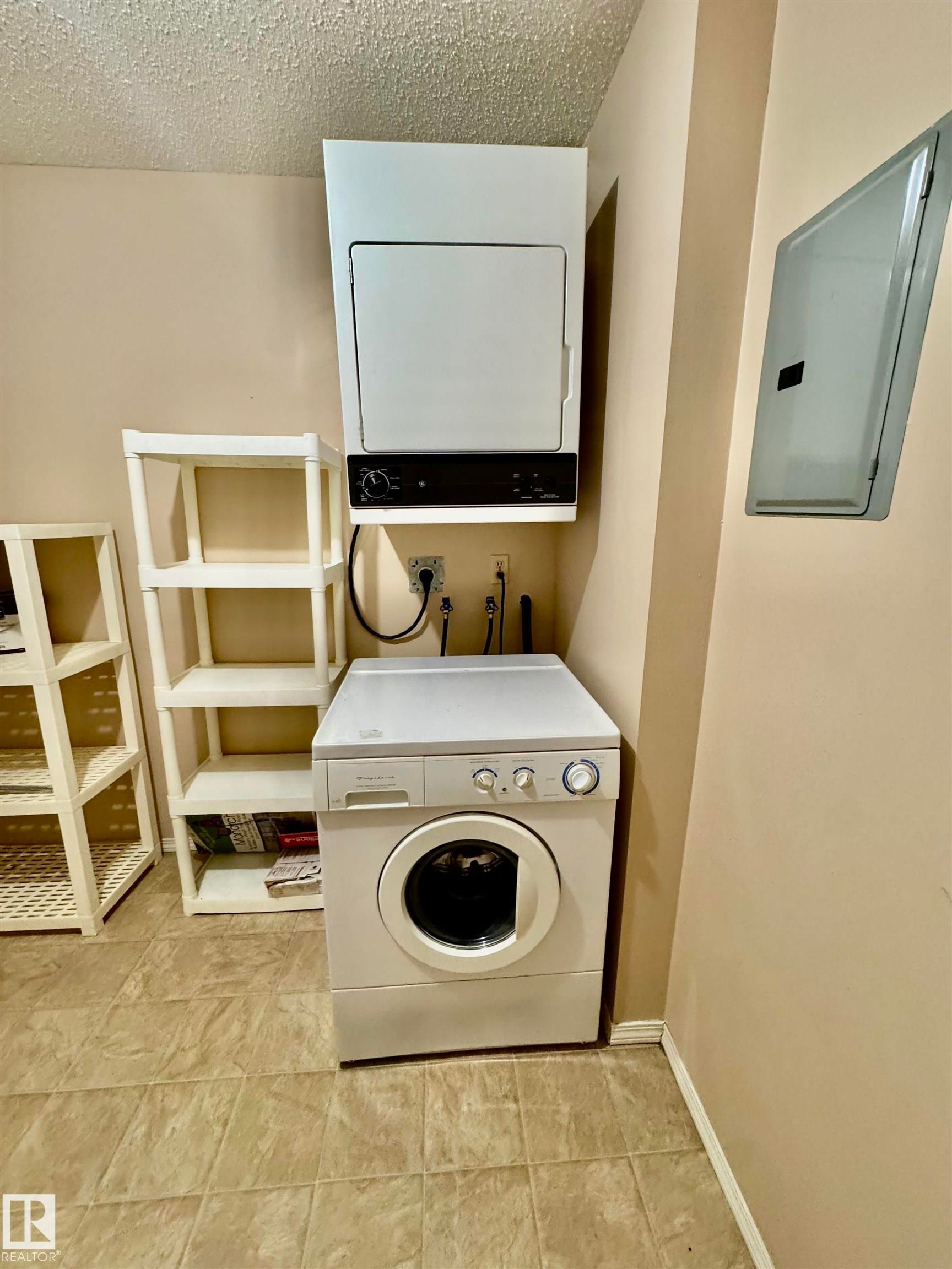 #204 11807 101 St Nw, Edmonton, AB