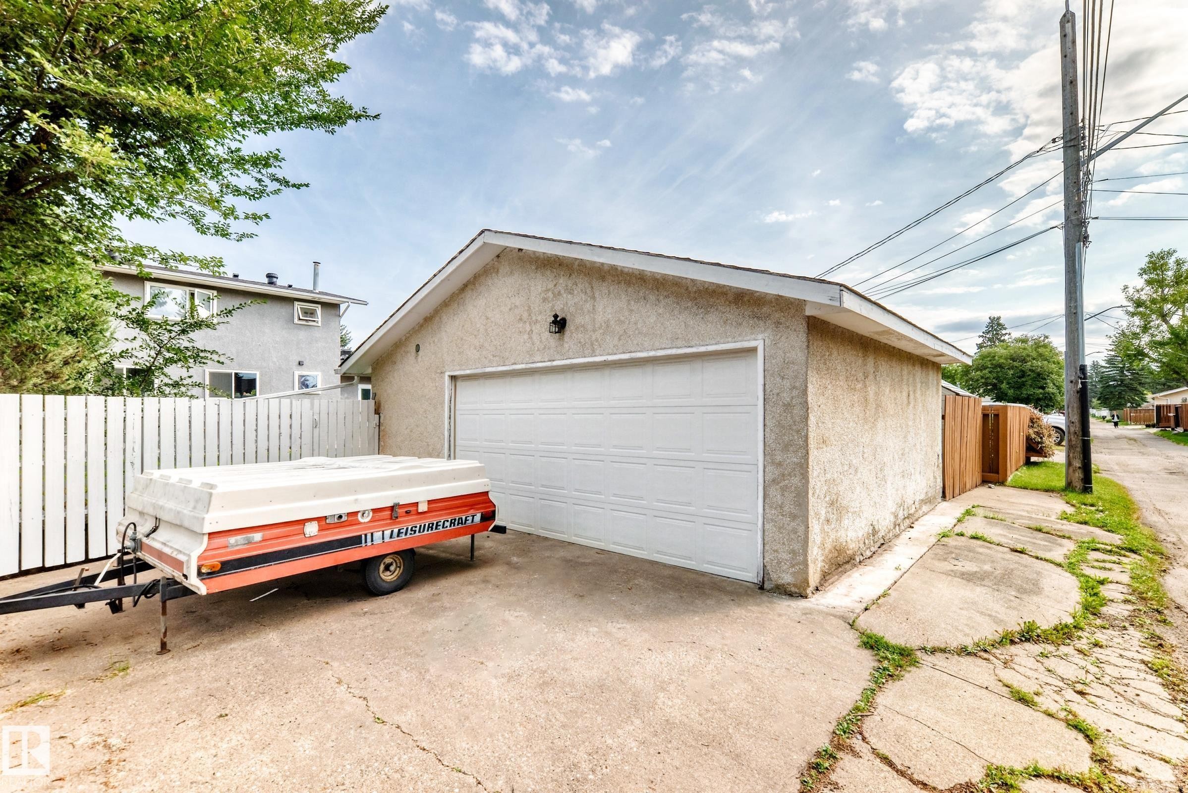 11211 40 Avenue Nw, Edmonton, AB