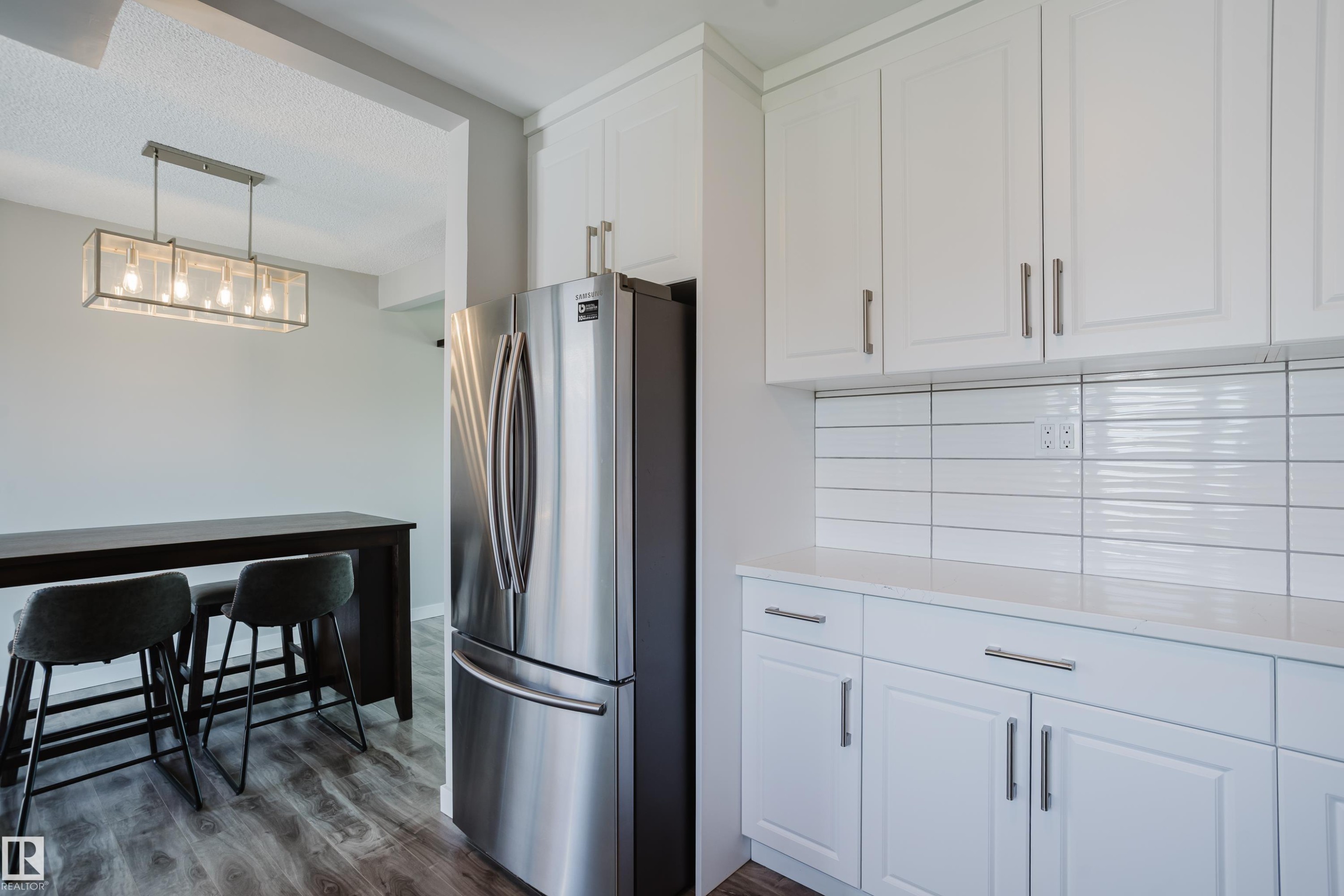 4708 106 Avenue Nw, Edmonton, AB