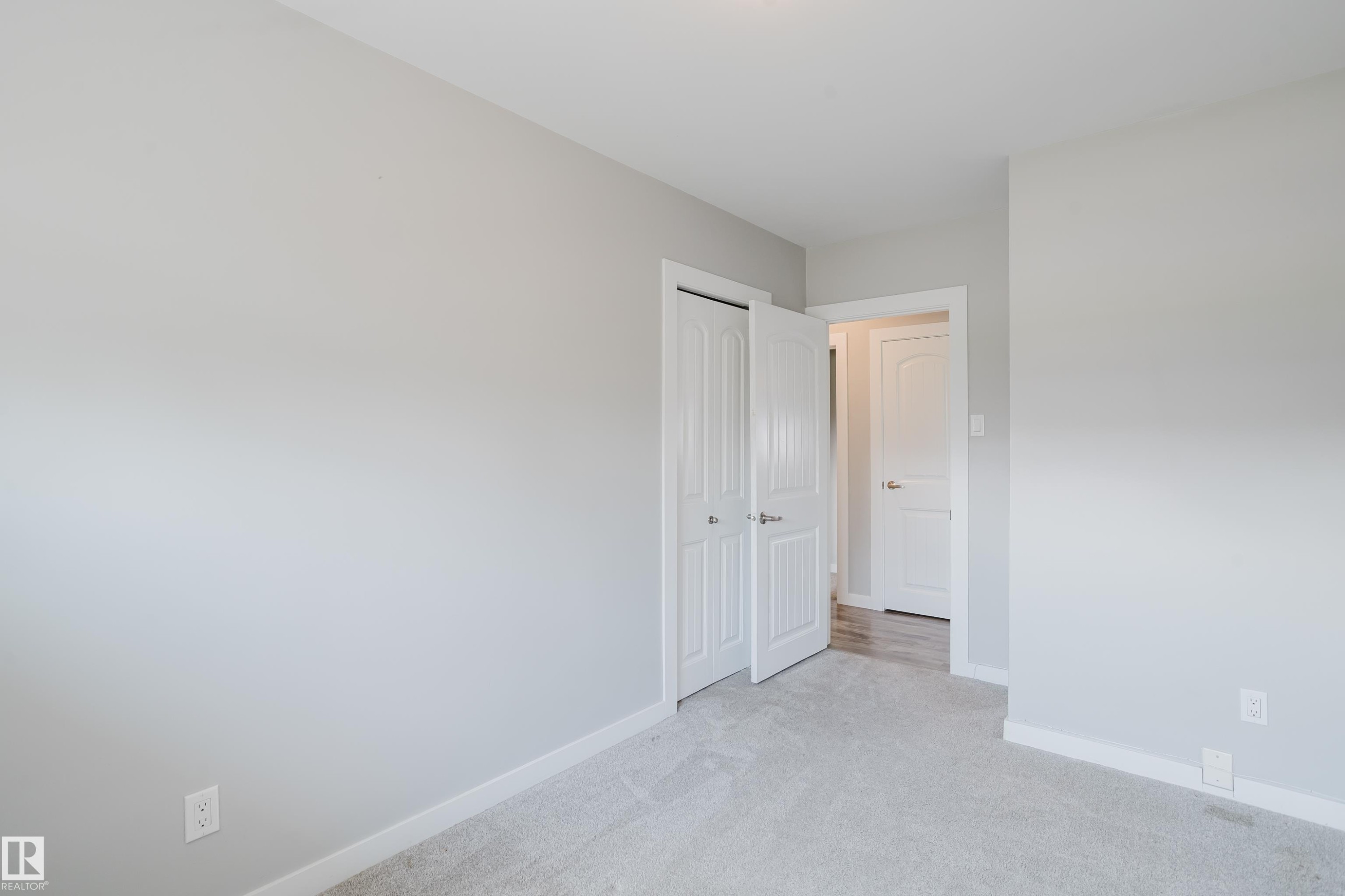 4708 106 Avenue Nw, Edmonton, AB