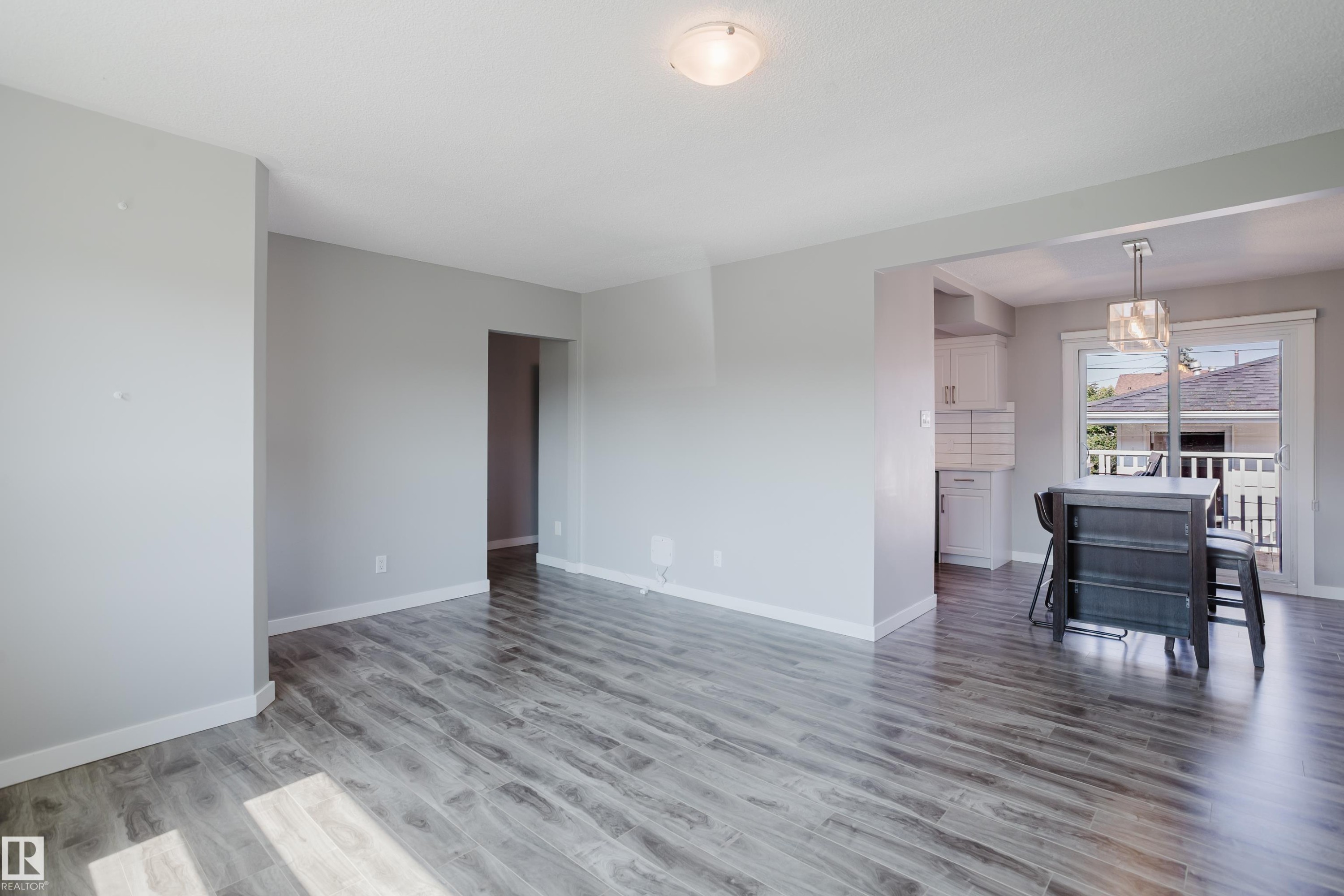 4708 106 Avenue Nw, Edmonton, AB
