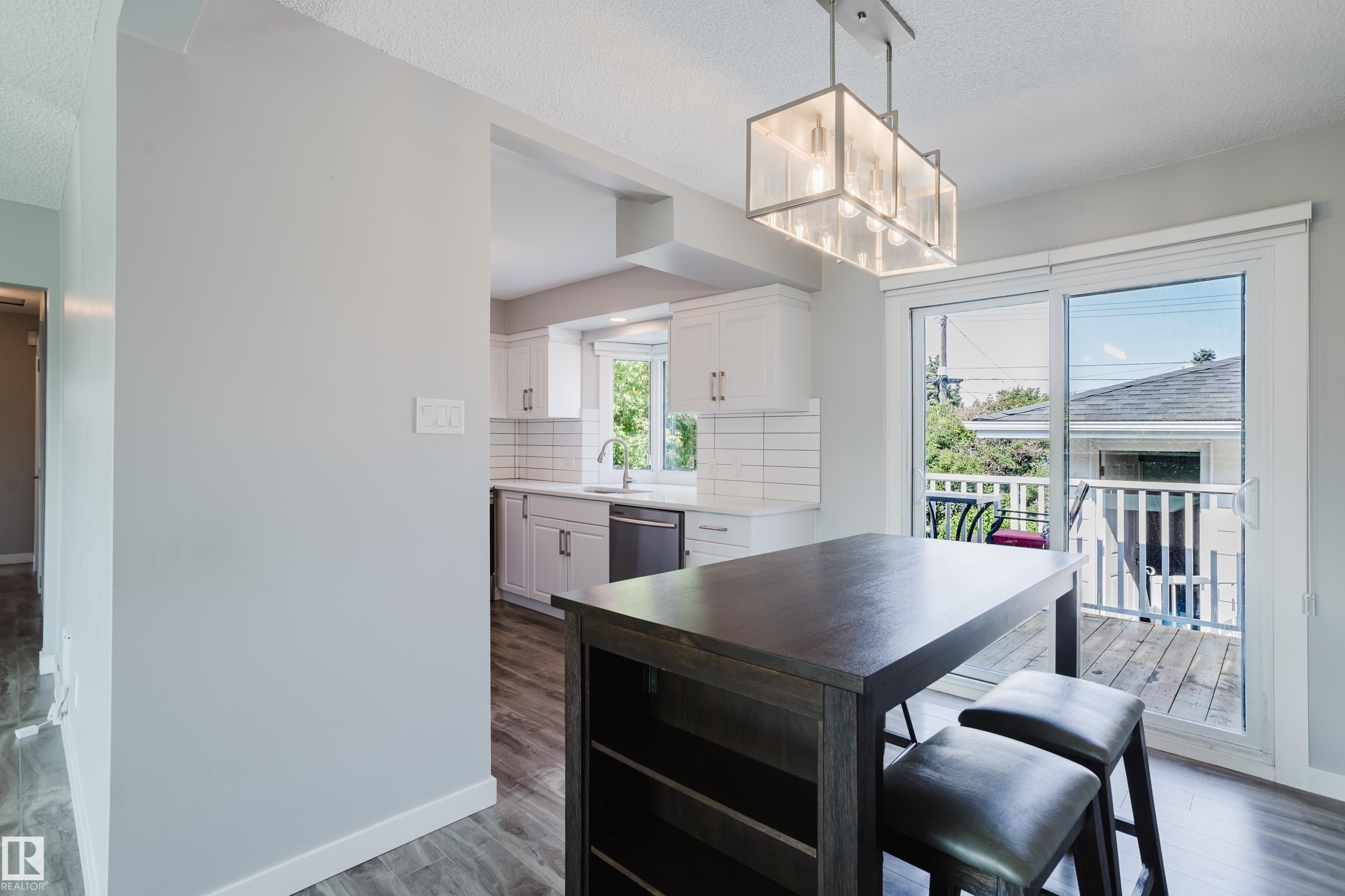 4708 106 Avenue Nw, Edmonton, AB