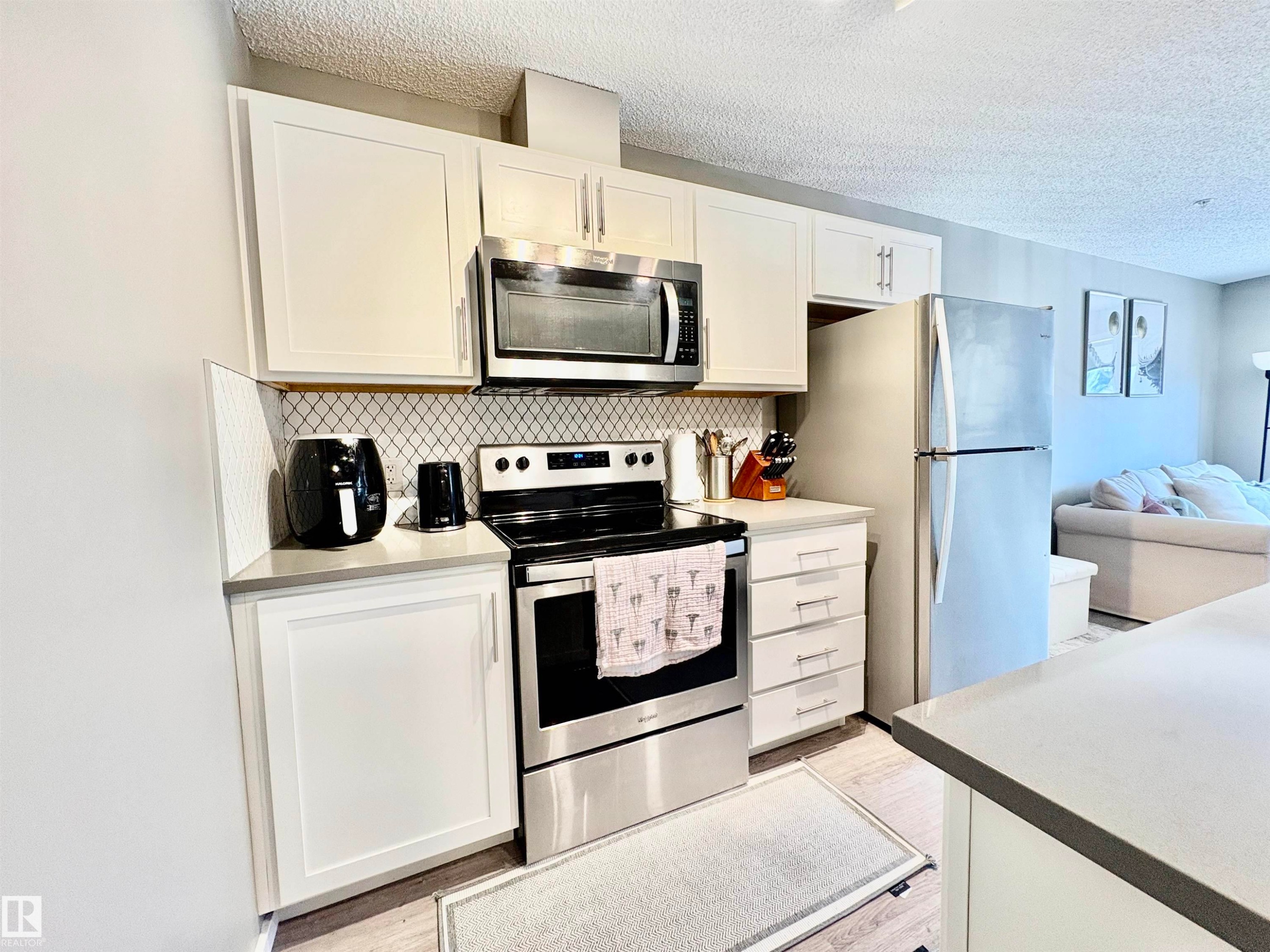 #203 394 Windermere Rd Nw, Edmonton, AB