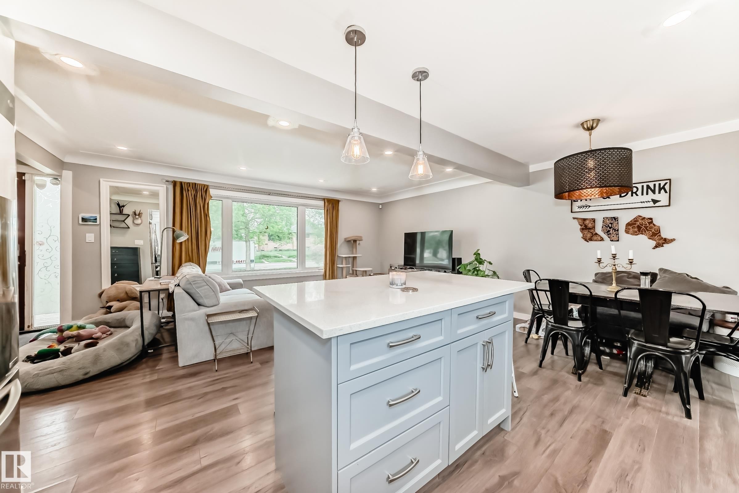 12423 75 Street Nw, Edmonton, AB