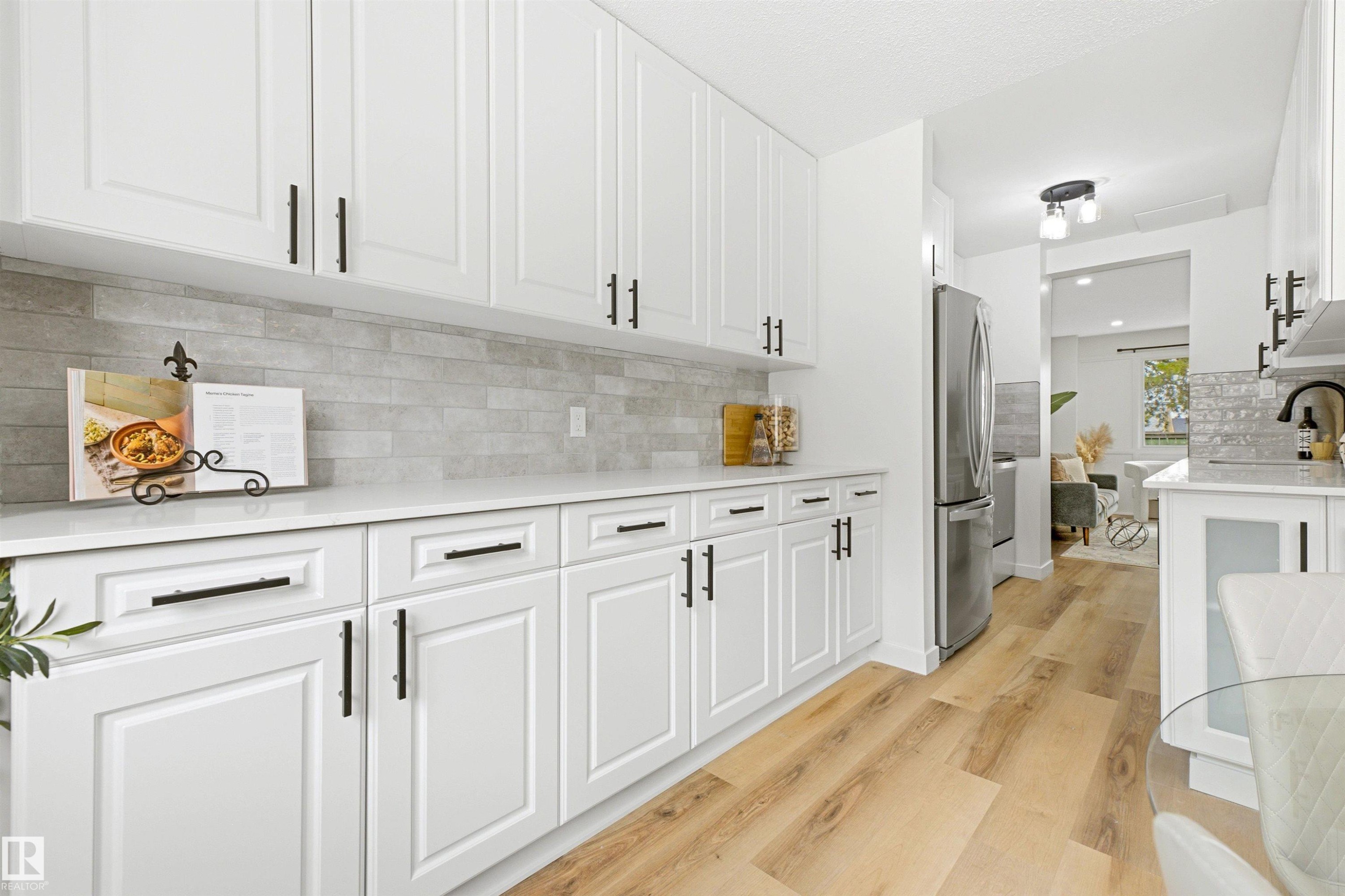 414 Village On The Green Nw, Edmonton, AB