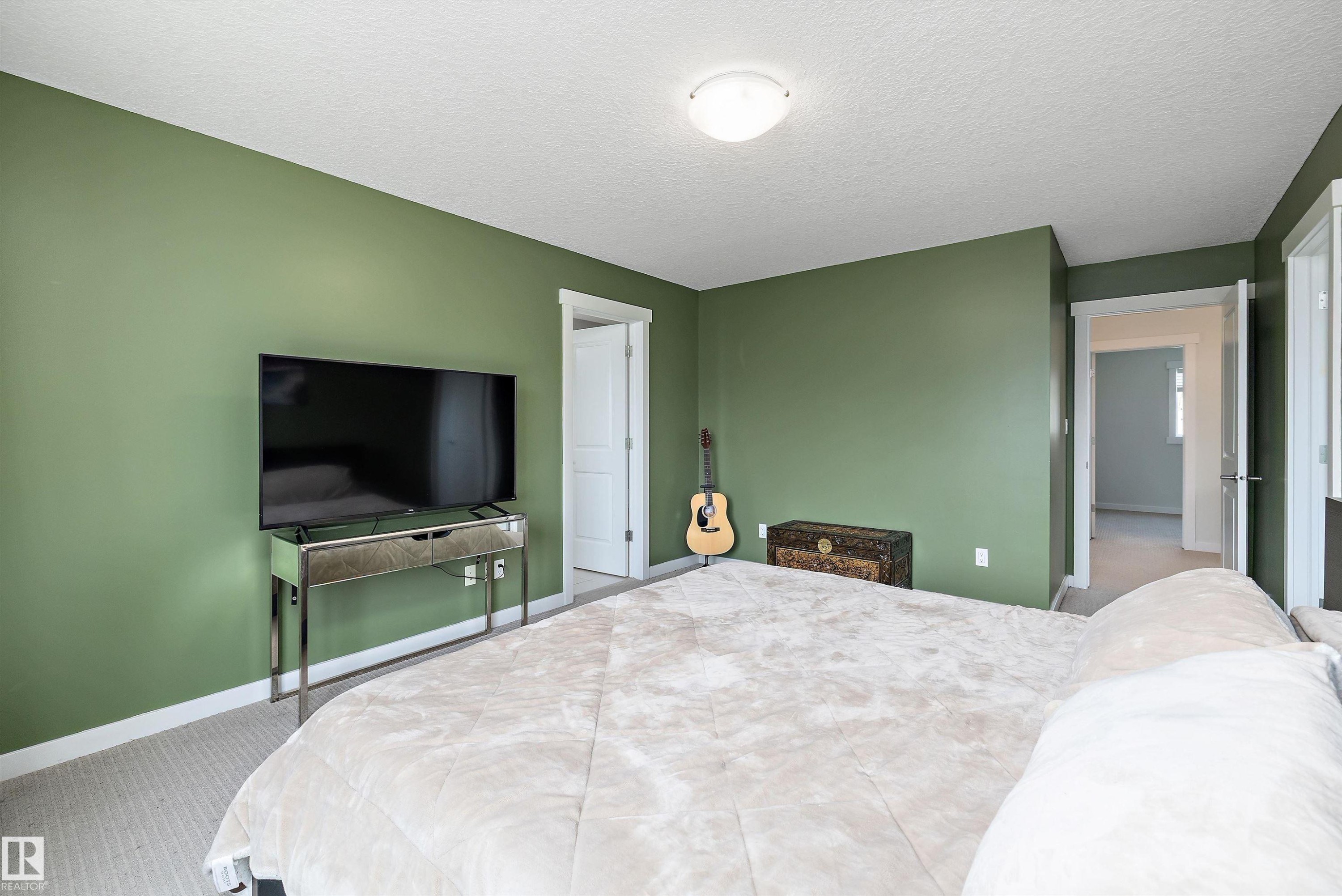 3911 Claxton Loop Sw, Edmonton, AB