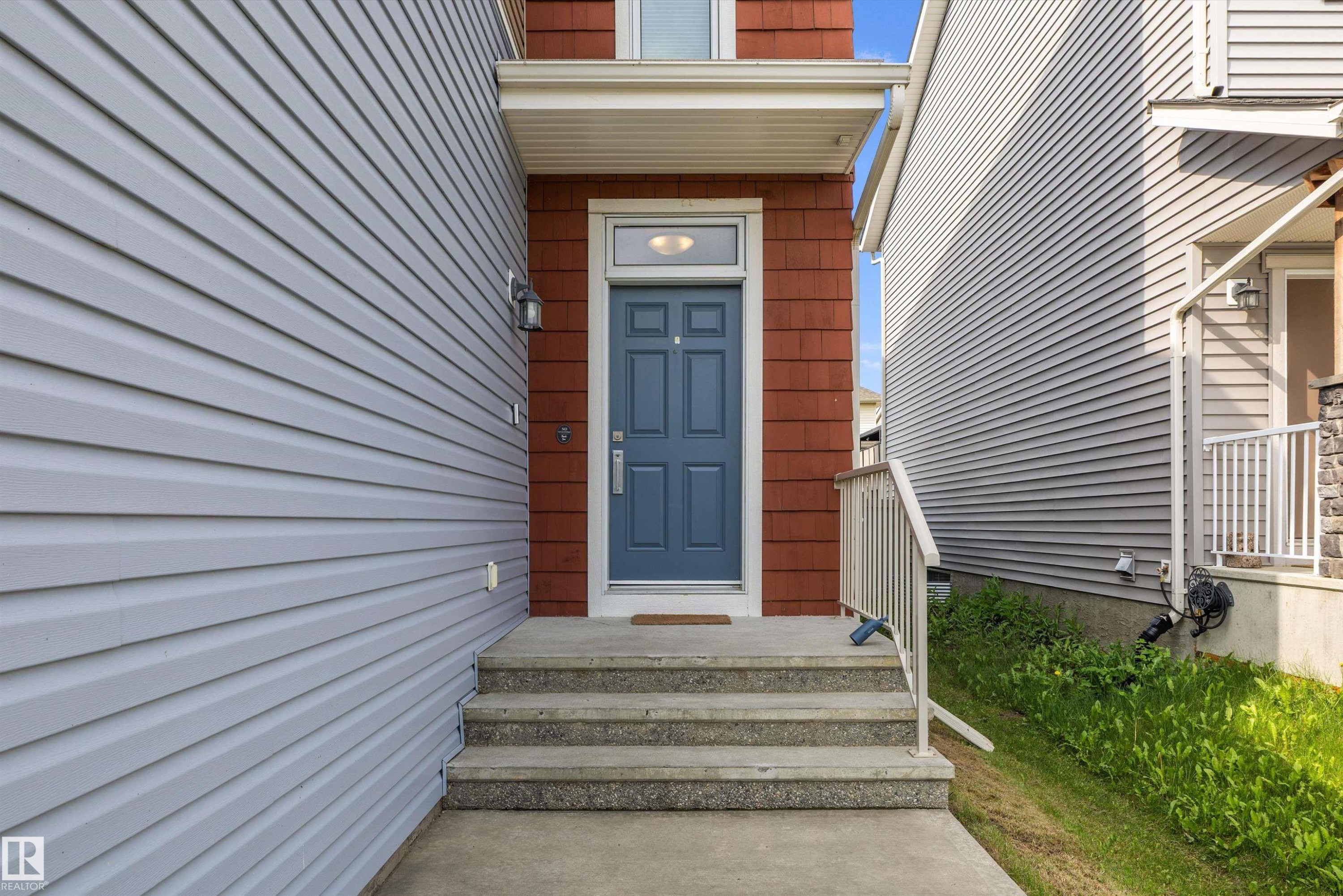 3911 Claxton Loop Sw, Edmonton, AB