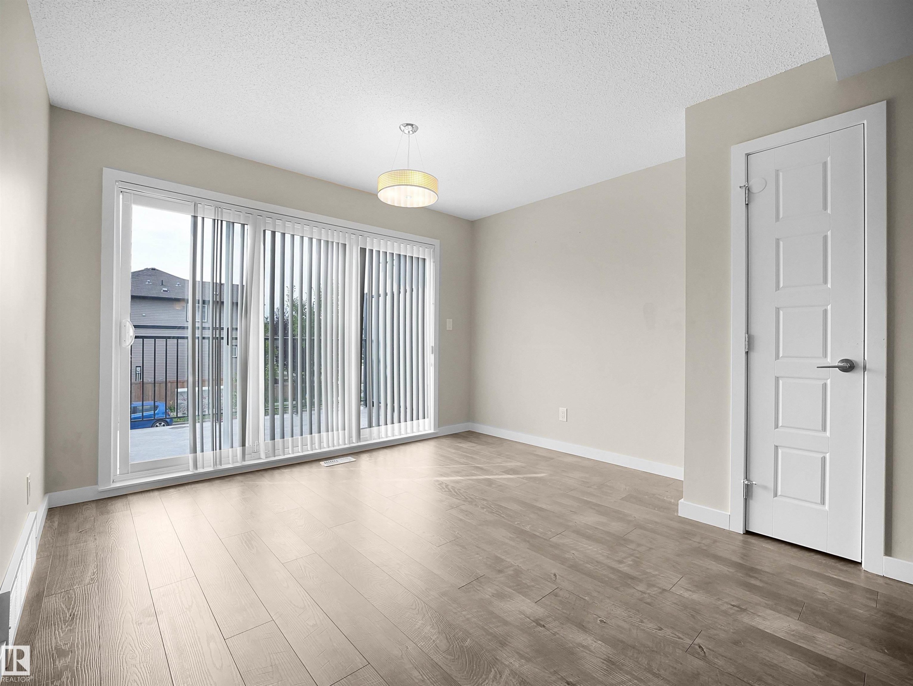 3346 15A Avenue Nw, Edmonton, AB