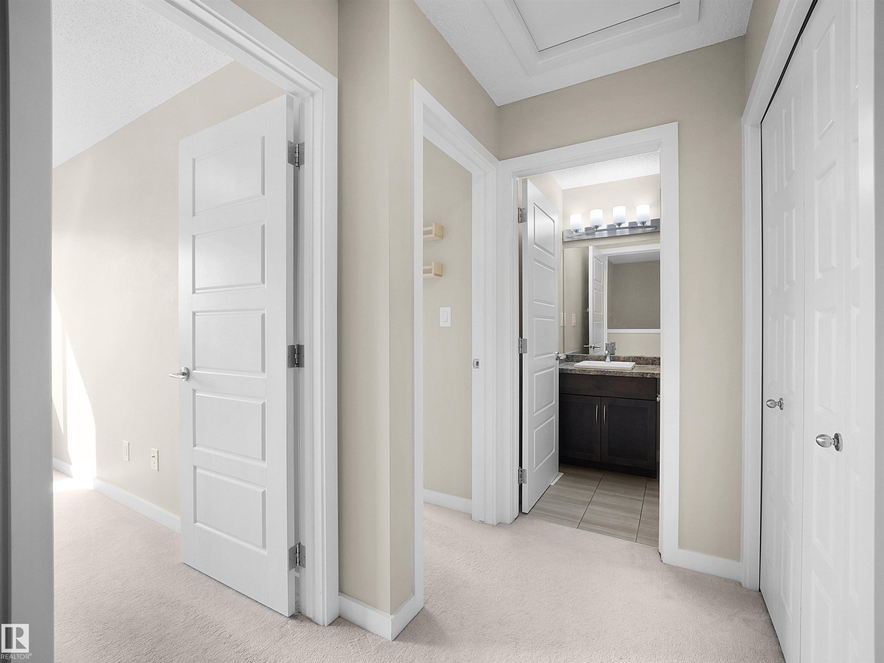 3346 15A Avenue Nw, Edmonton, AB