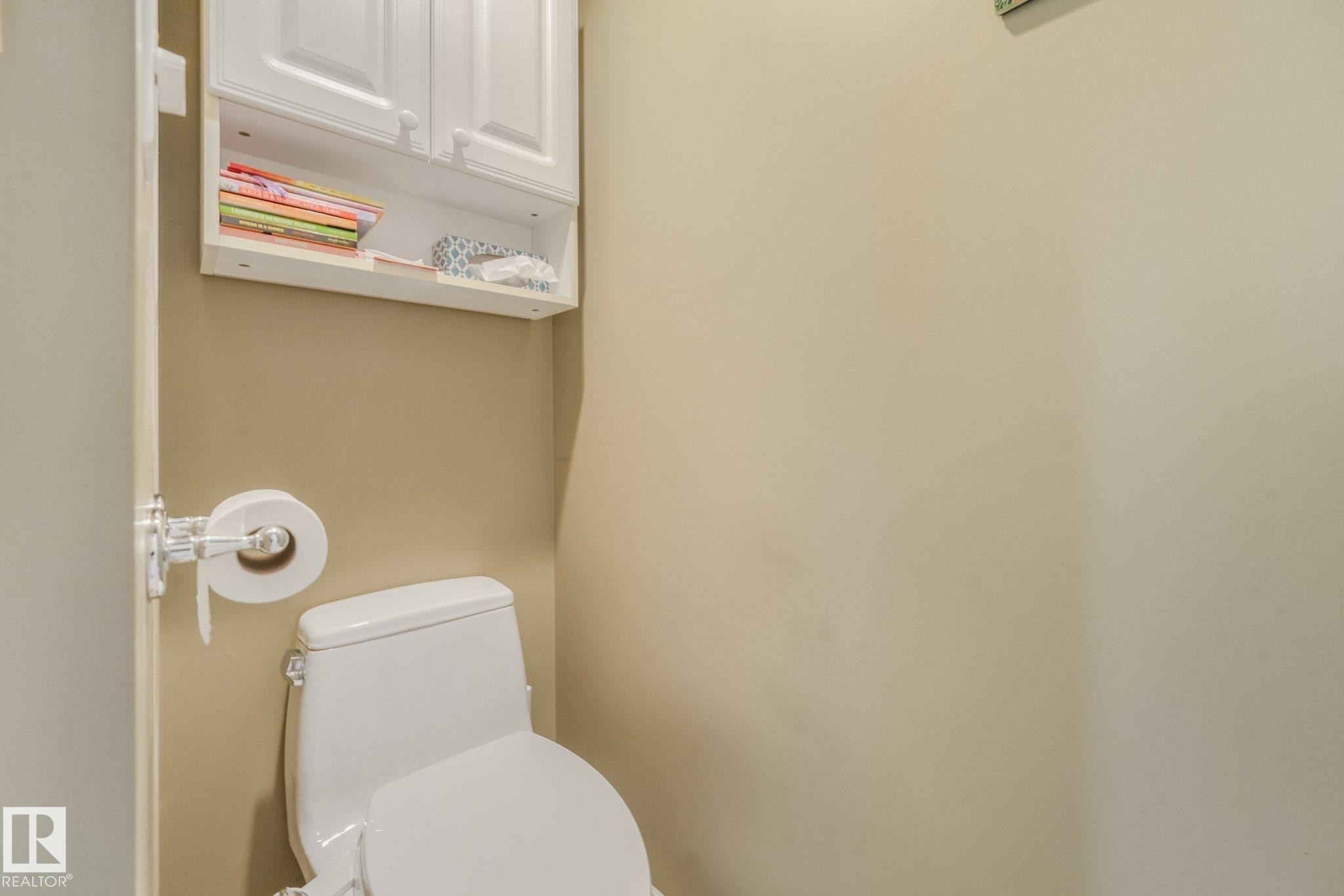 Private toilet room in Primary Bath. - 10531 137 Street Nw, Edmonton, AB
