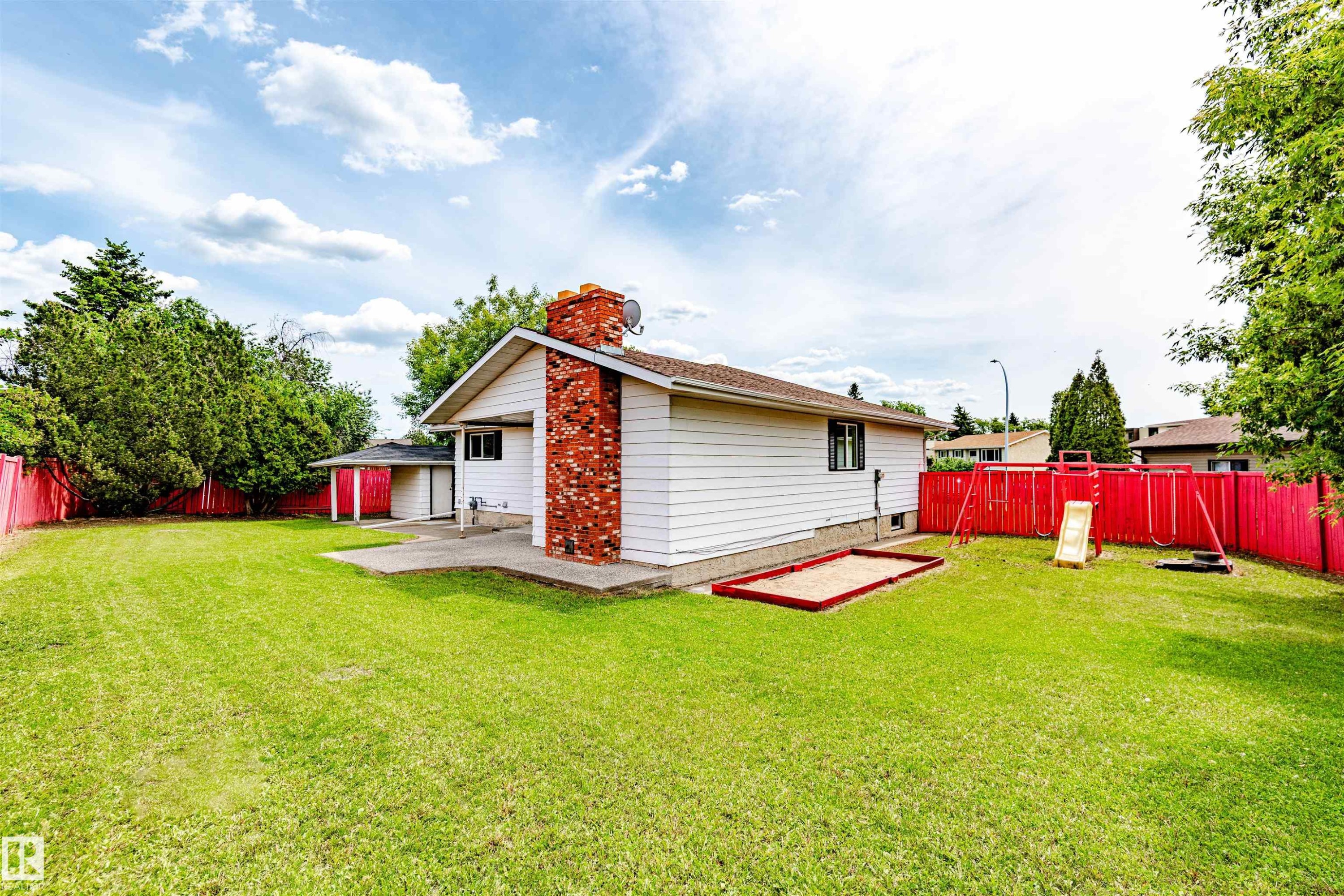 16524 116 Street Nw, Edmonton, AB