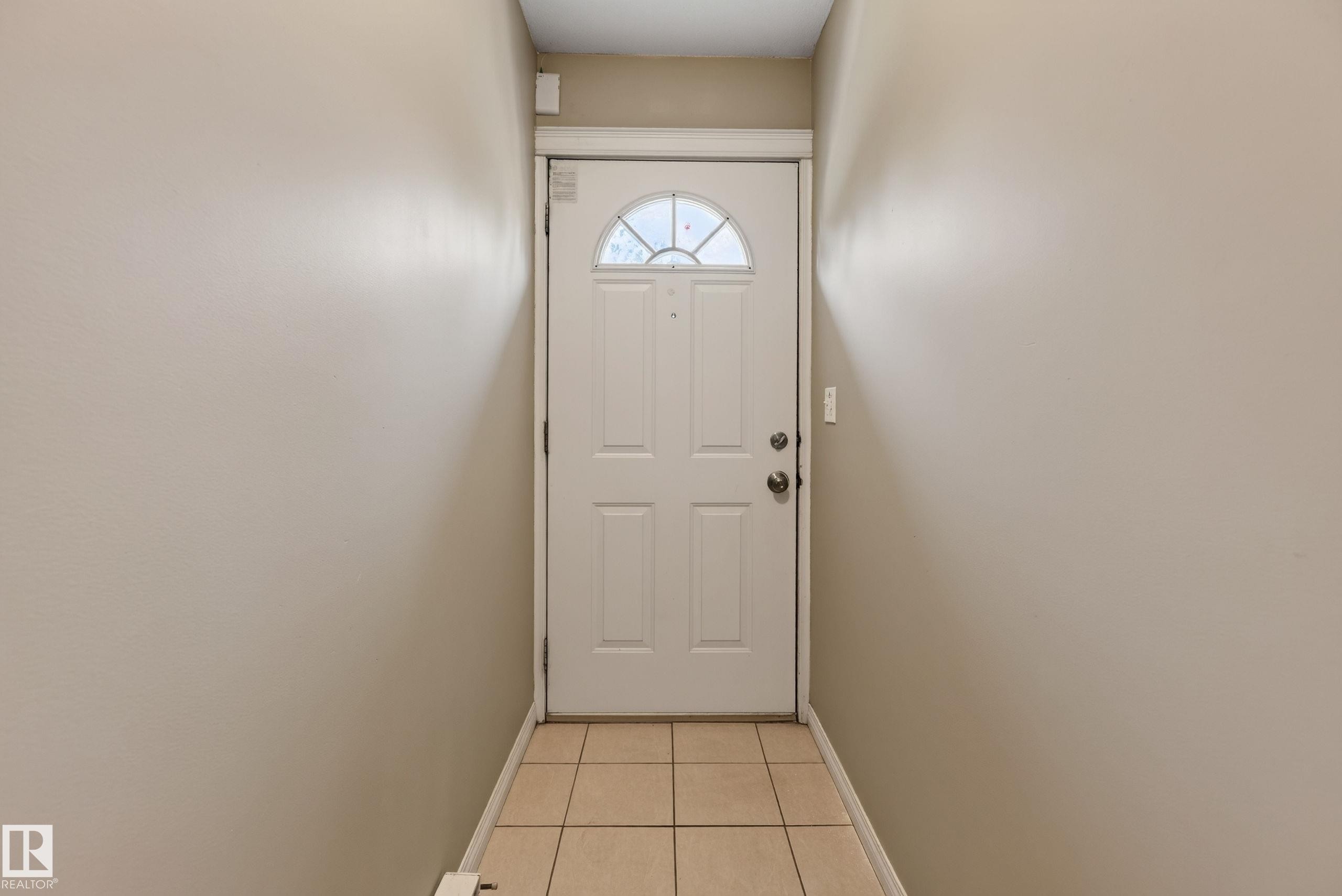 #3 2505 42 St Nw, Edmonton, AB