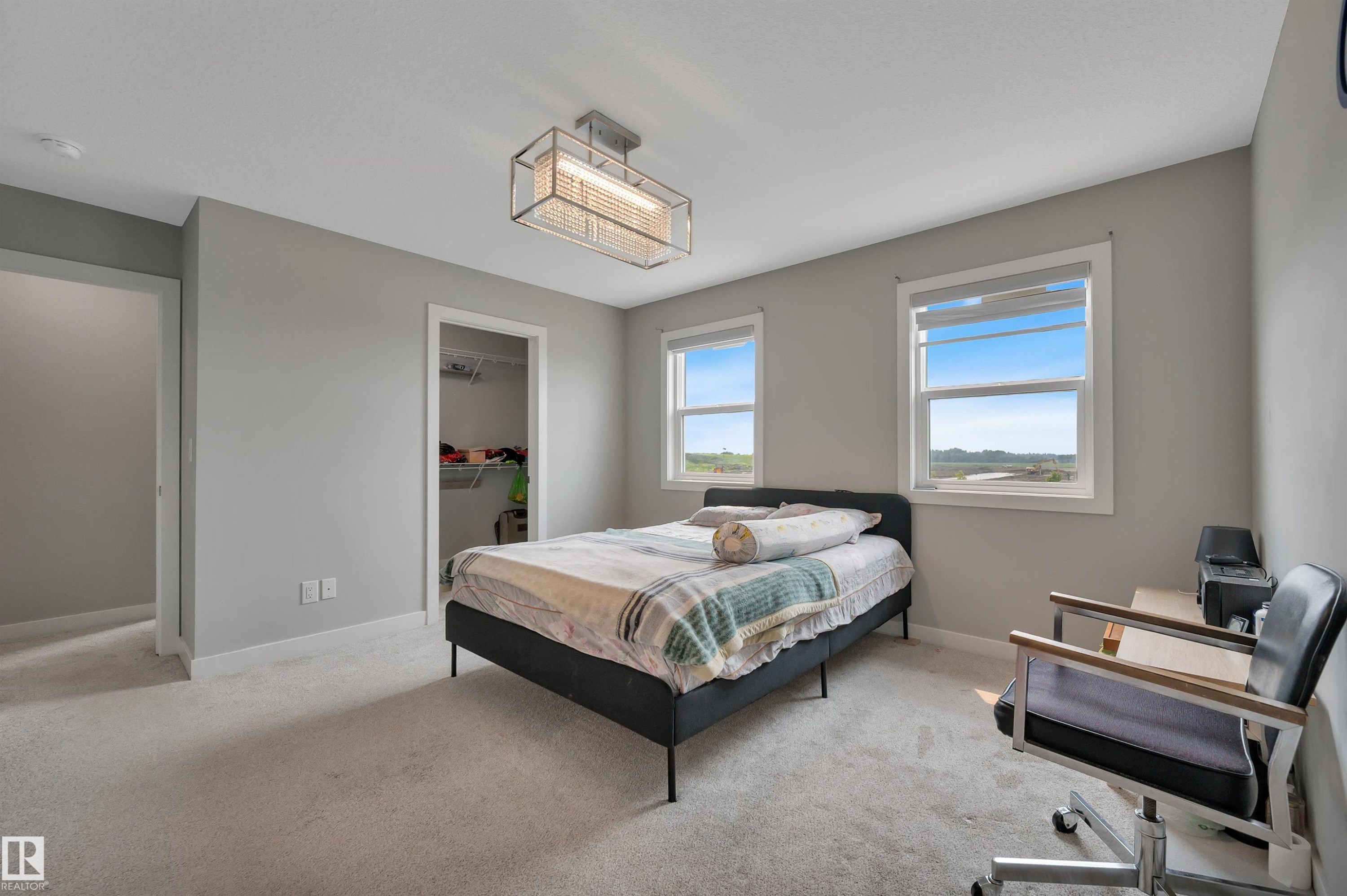 20007 15 Avenue Nw, Edmonton, AB