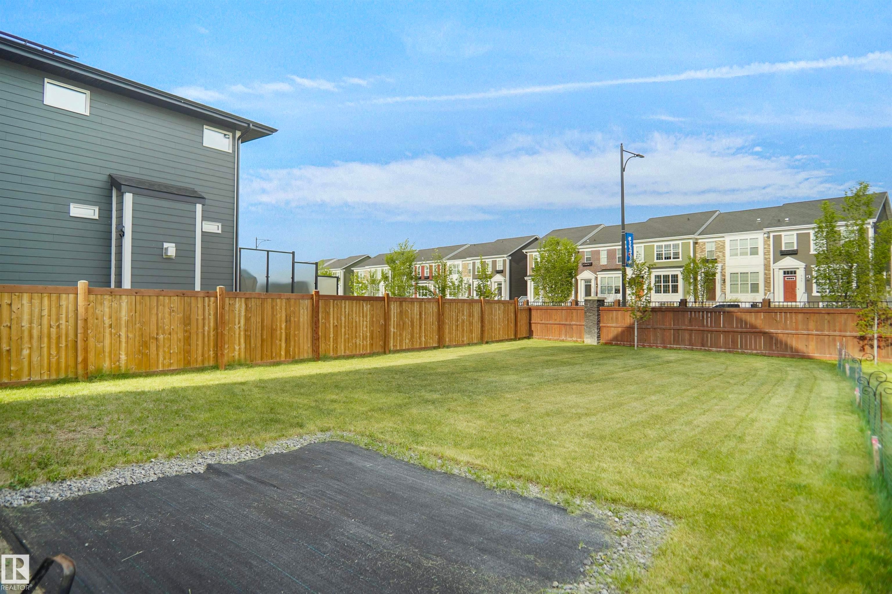 196 Edgewater Circle, Leduc, AB