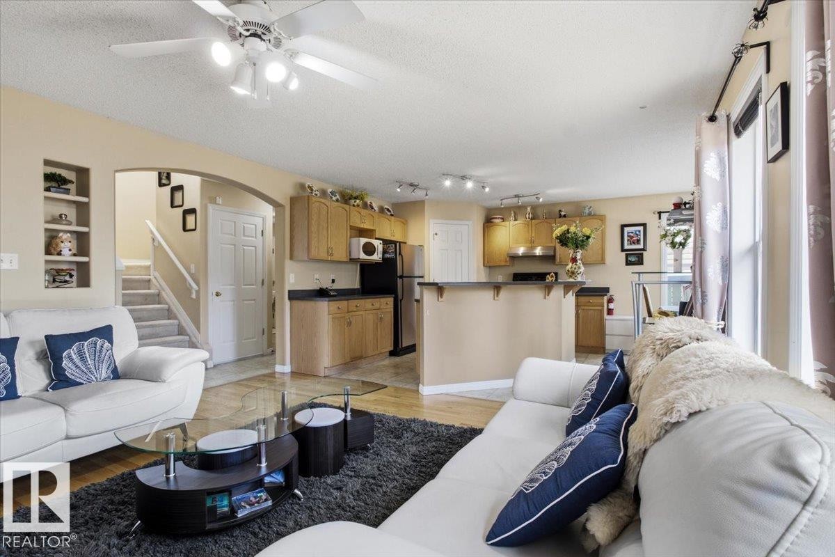 824 Barnes Link Sw, Edmonton, AB