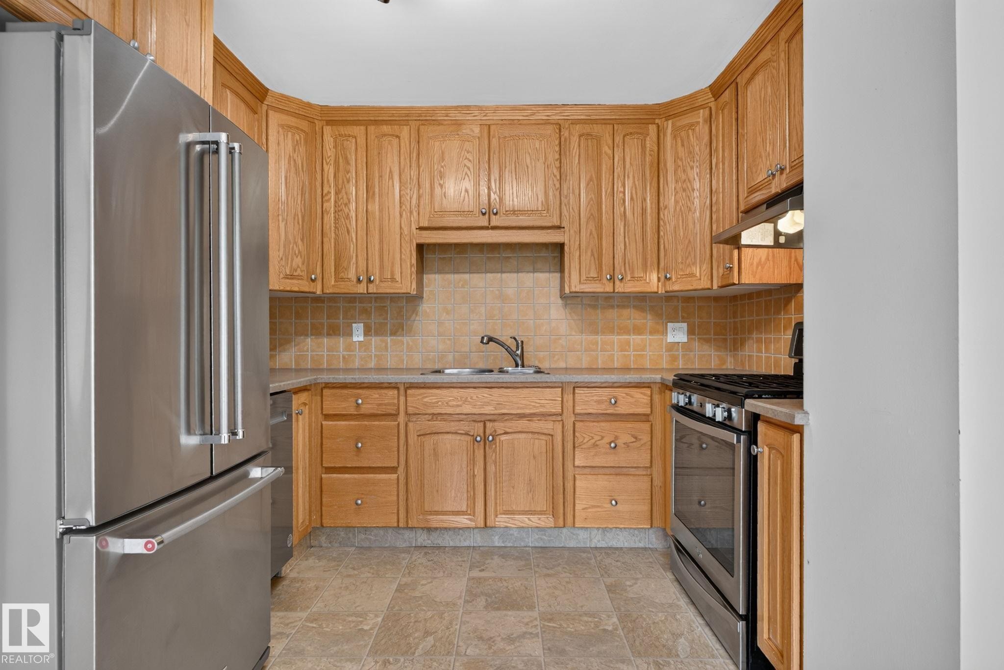 14703 58 Ave Nw, Edmonton, AB