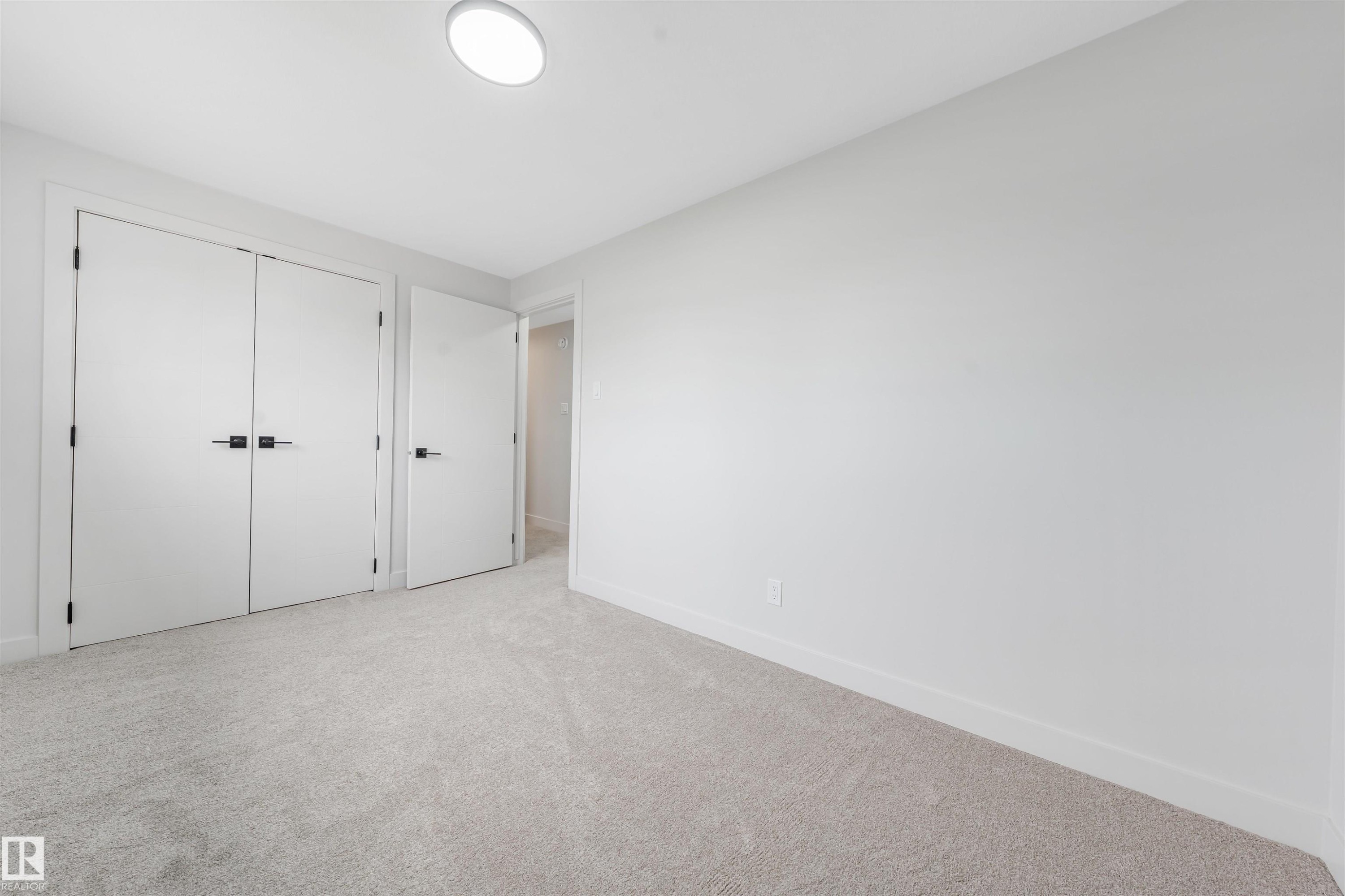 13309 89A Street Nw, Edmonton, AB