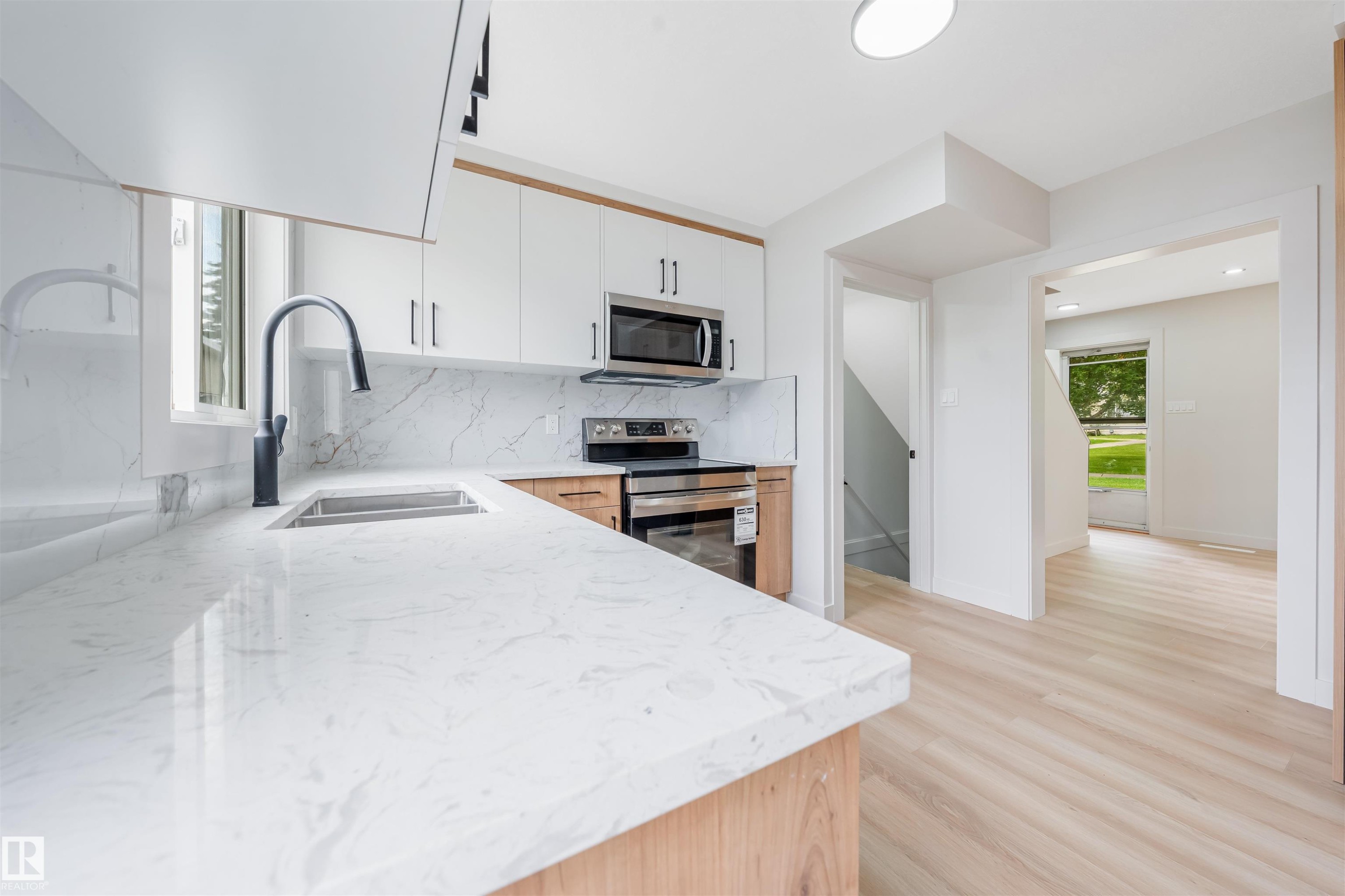13309 89A Street Nw, Edmonton, AB
