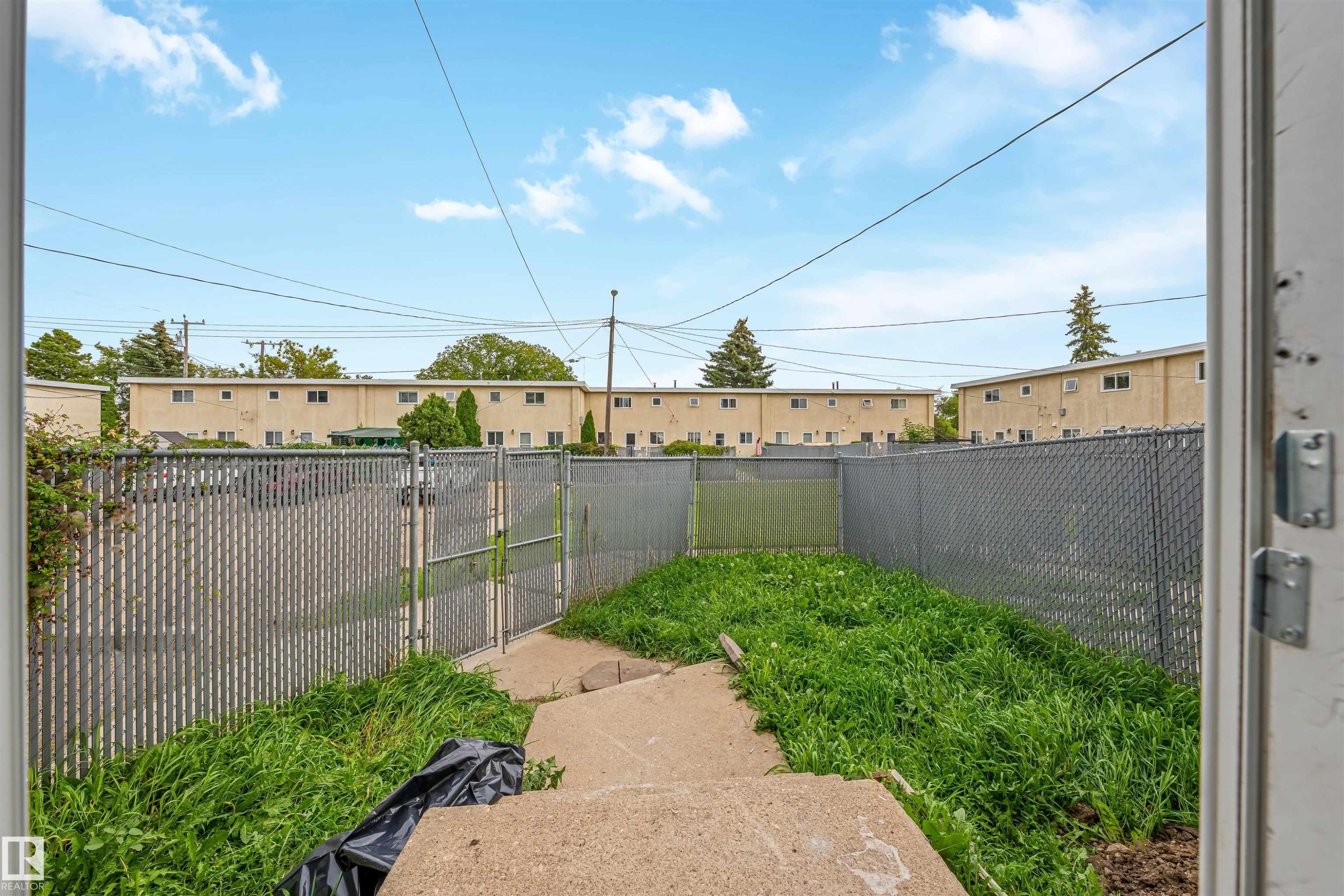 13309 89A Street Nw, Edmonton, AB