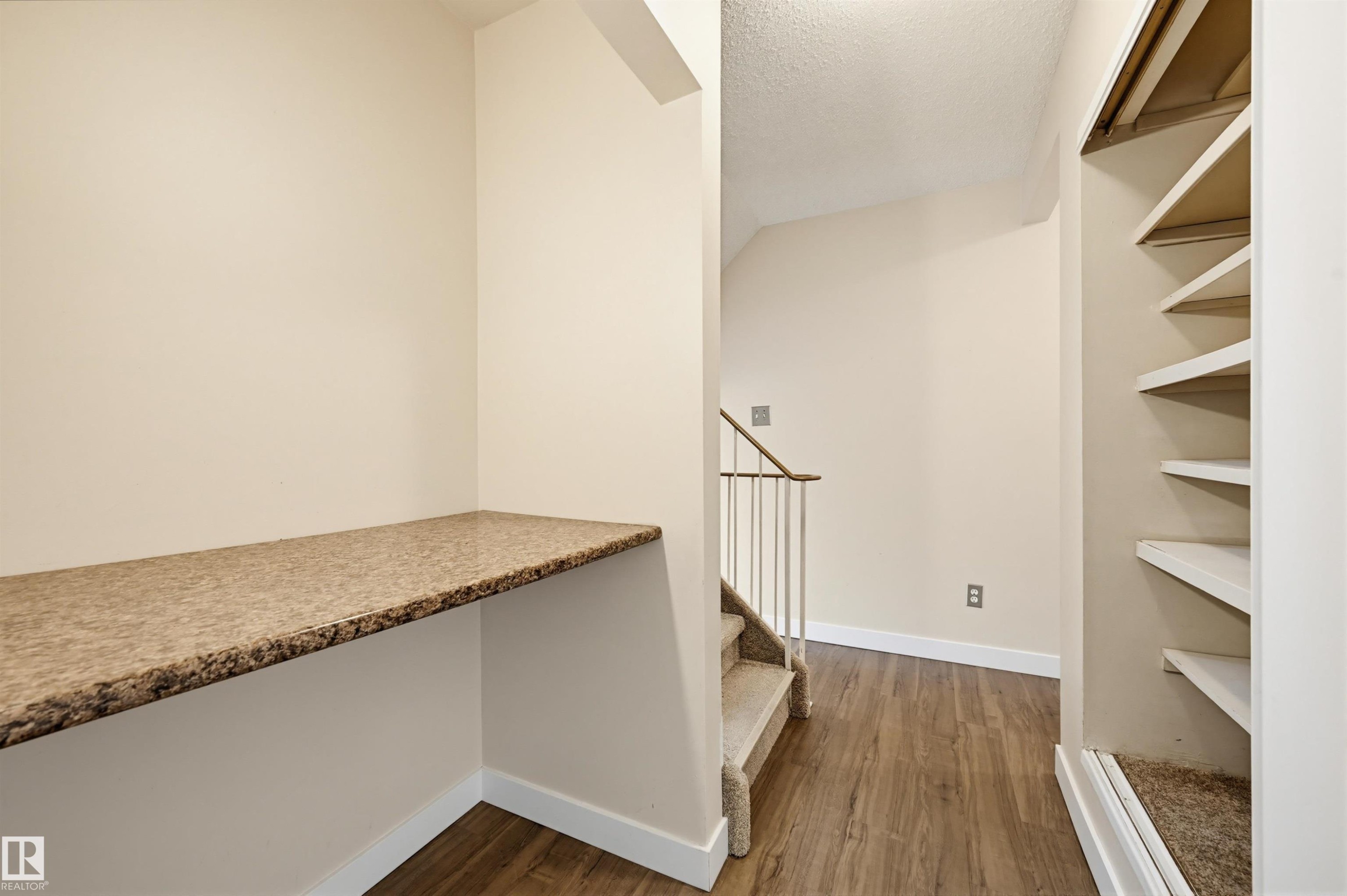 817 Erin Place Nw, Edmonton, AB