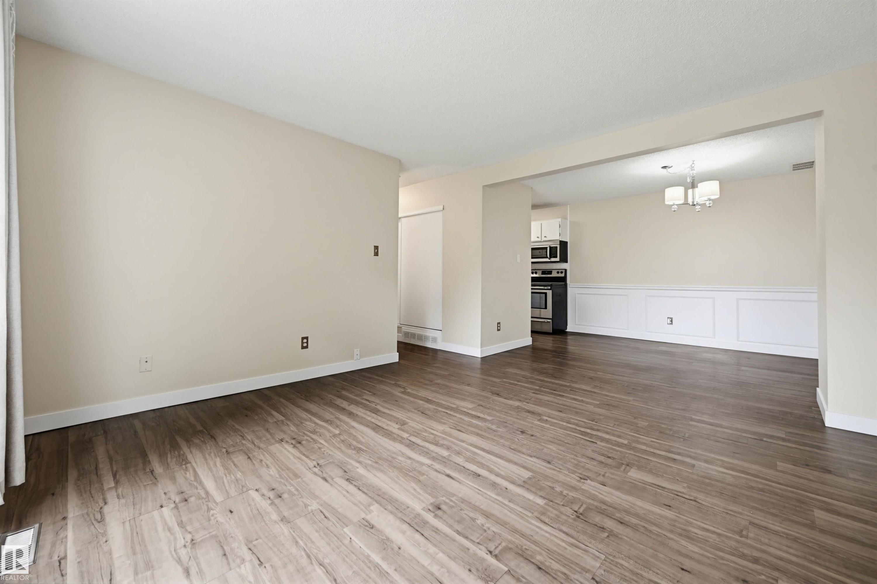 817 Erin Place Nw, Edmonton, AB