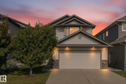 54 WOODHILL Lane Fort Saskatchewan, AB T8L 0C9