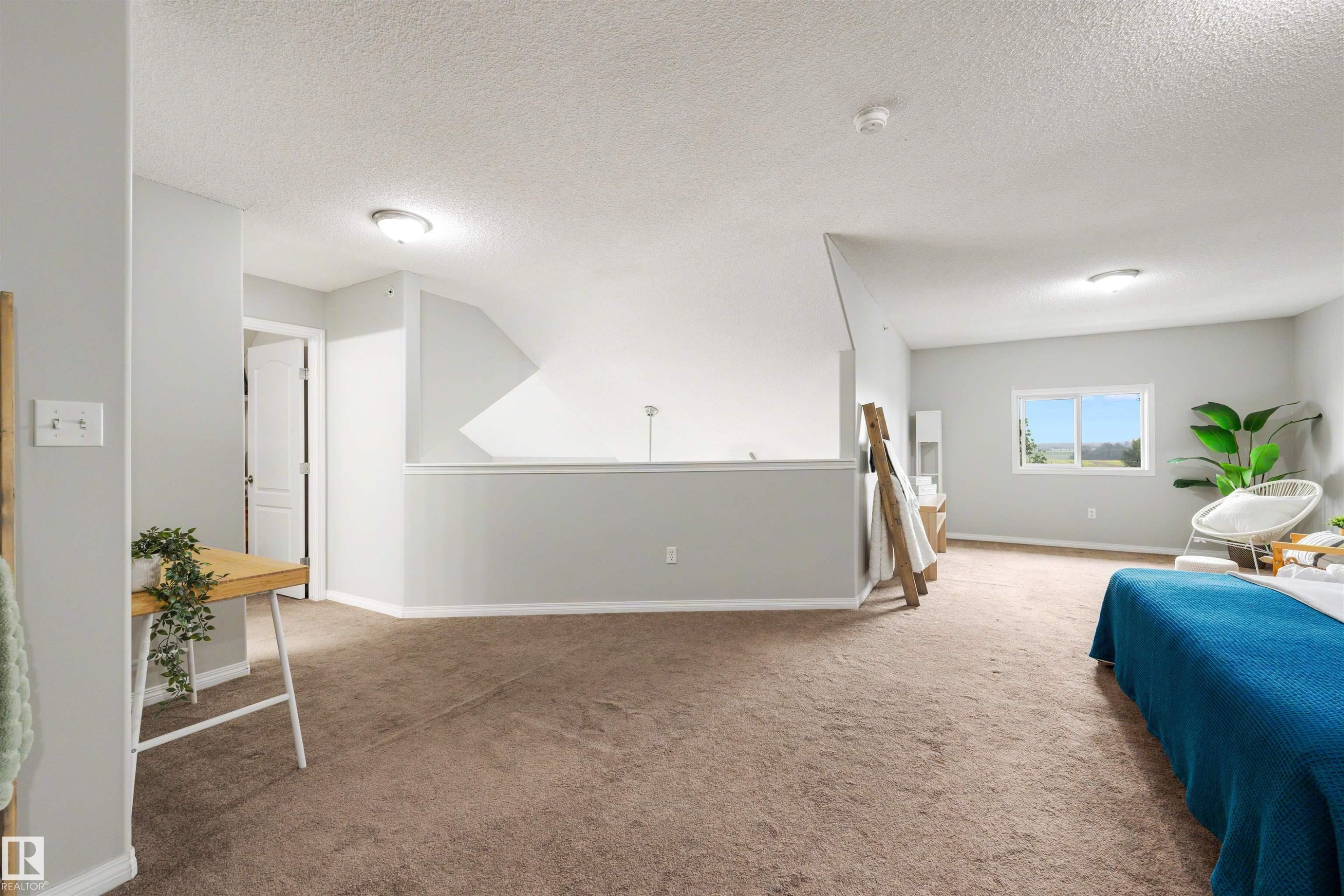 #427 3425 19 St Nw, Edmonton, AB