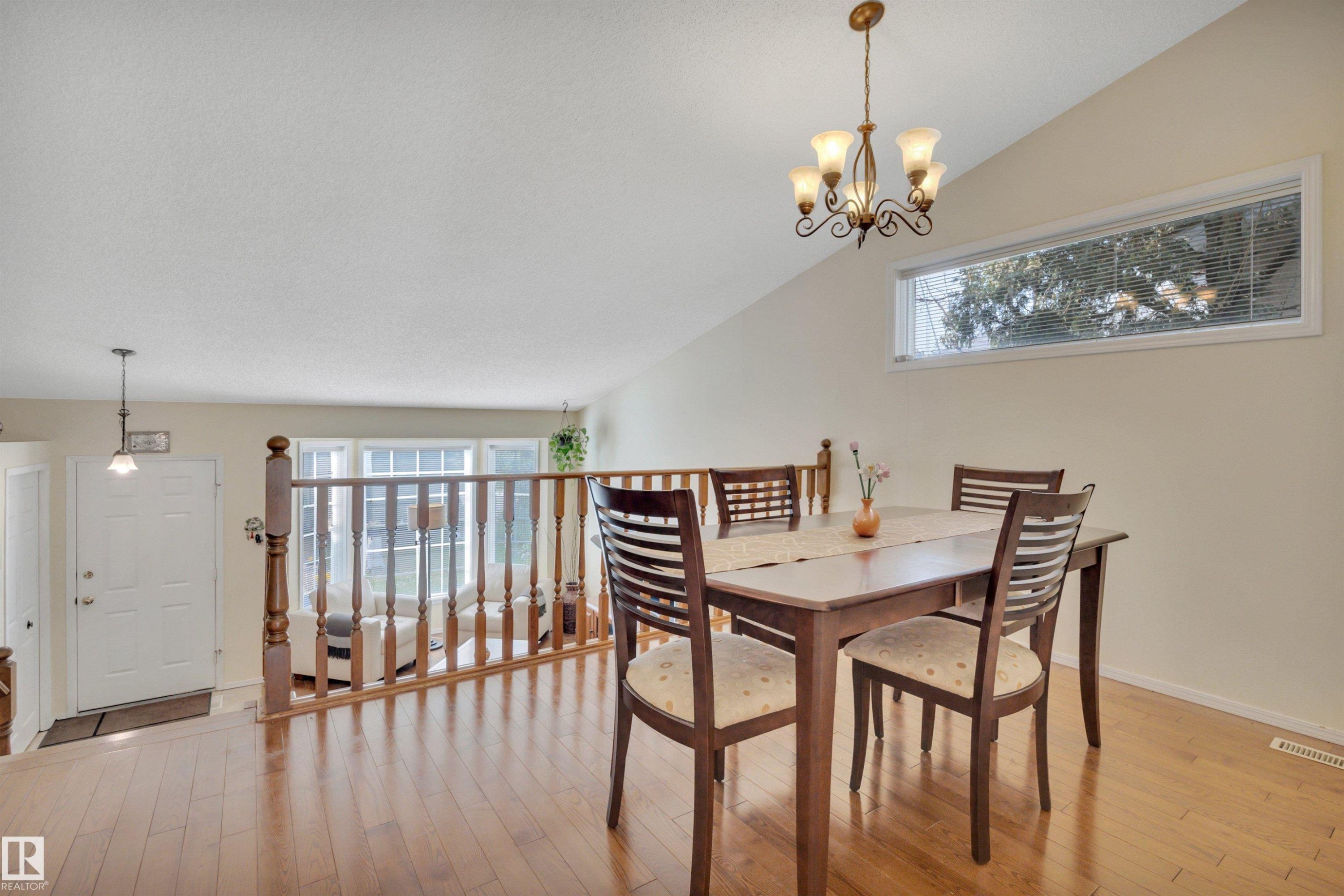 18920 78 Avenue Nw, Edmonton, AB - Indoor Photo Showing Dining Room