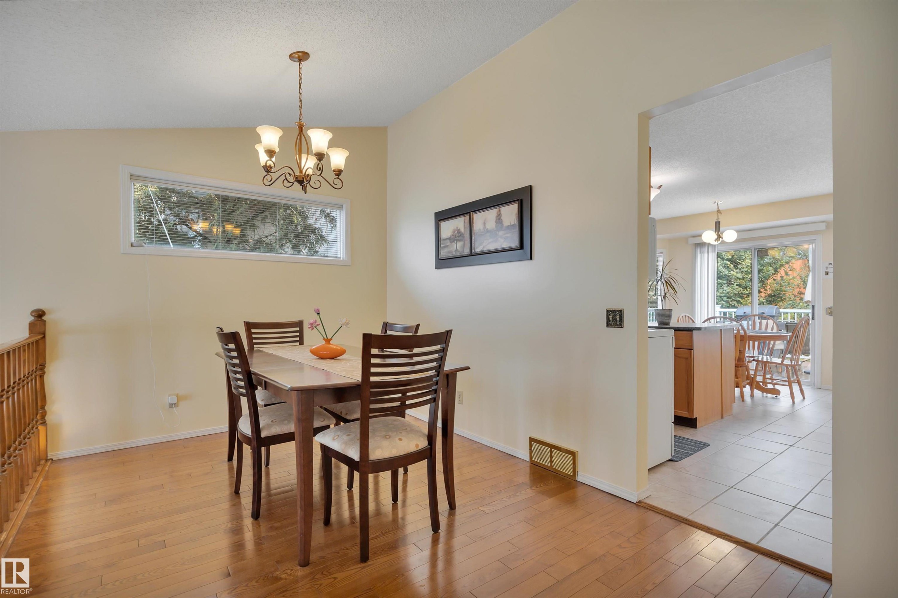 18920 78 Avenue Nw, Edmonton, AB - Indoor Photo Showing Dining Room