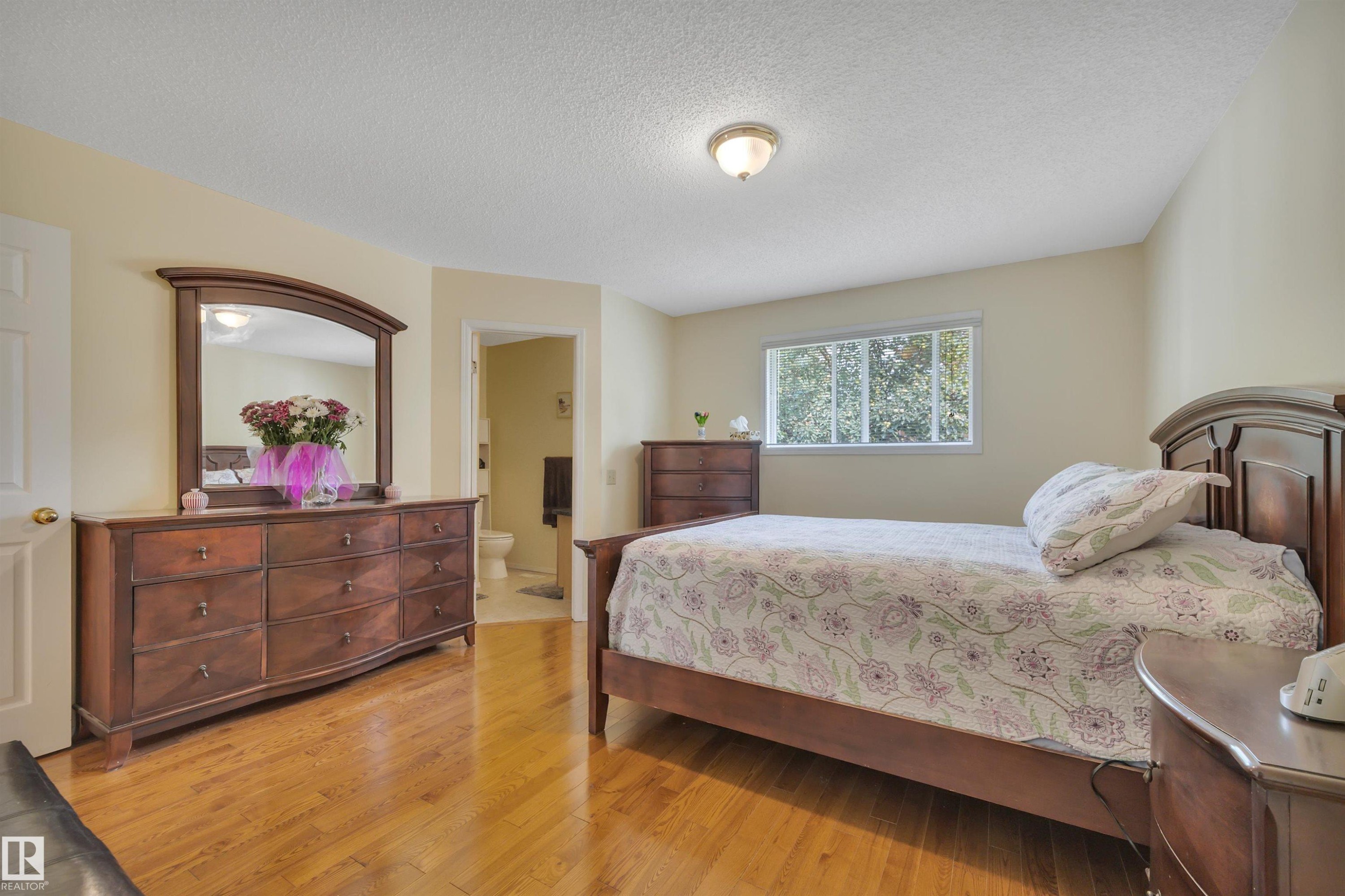 18920 78 Avenue Nw, Edmonton, AB - Indoor Photo Showing Bedroom