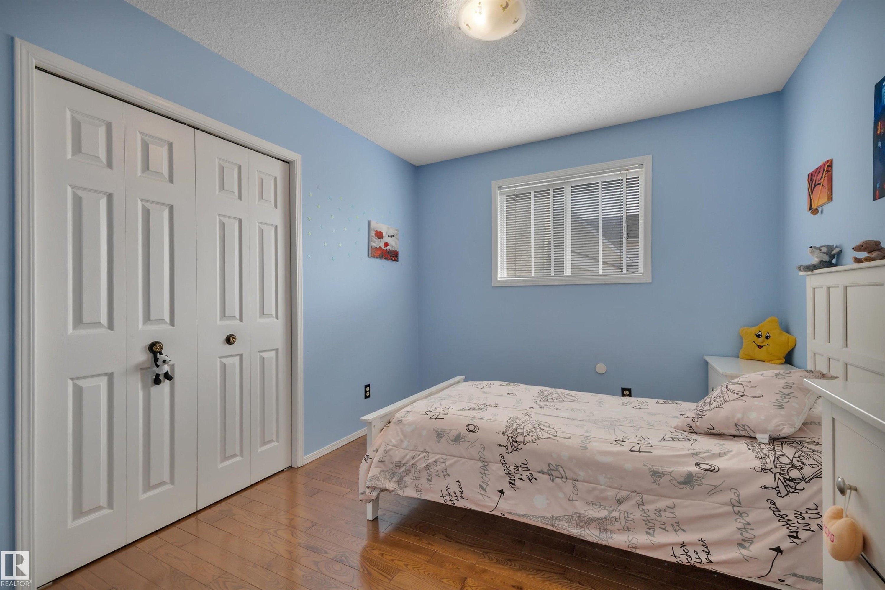 18920 78 Avenue Nw, Edmonton, AB - Indoor Photo Showing Bedroom