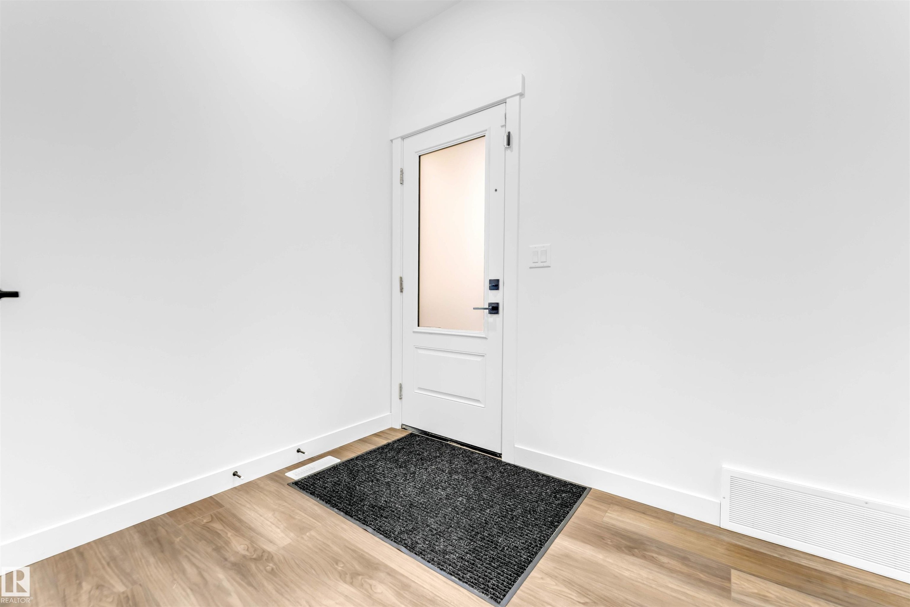 1336 11 Avenue Nw, Edmonton, AB