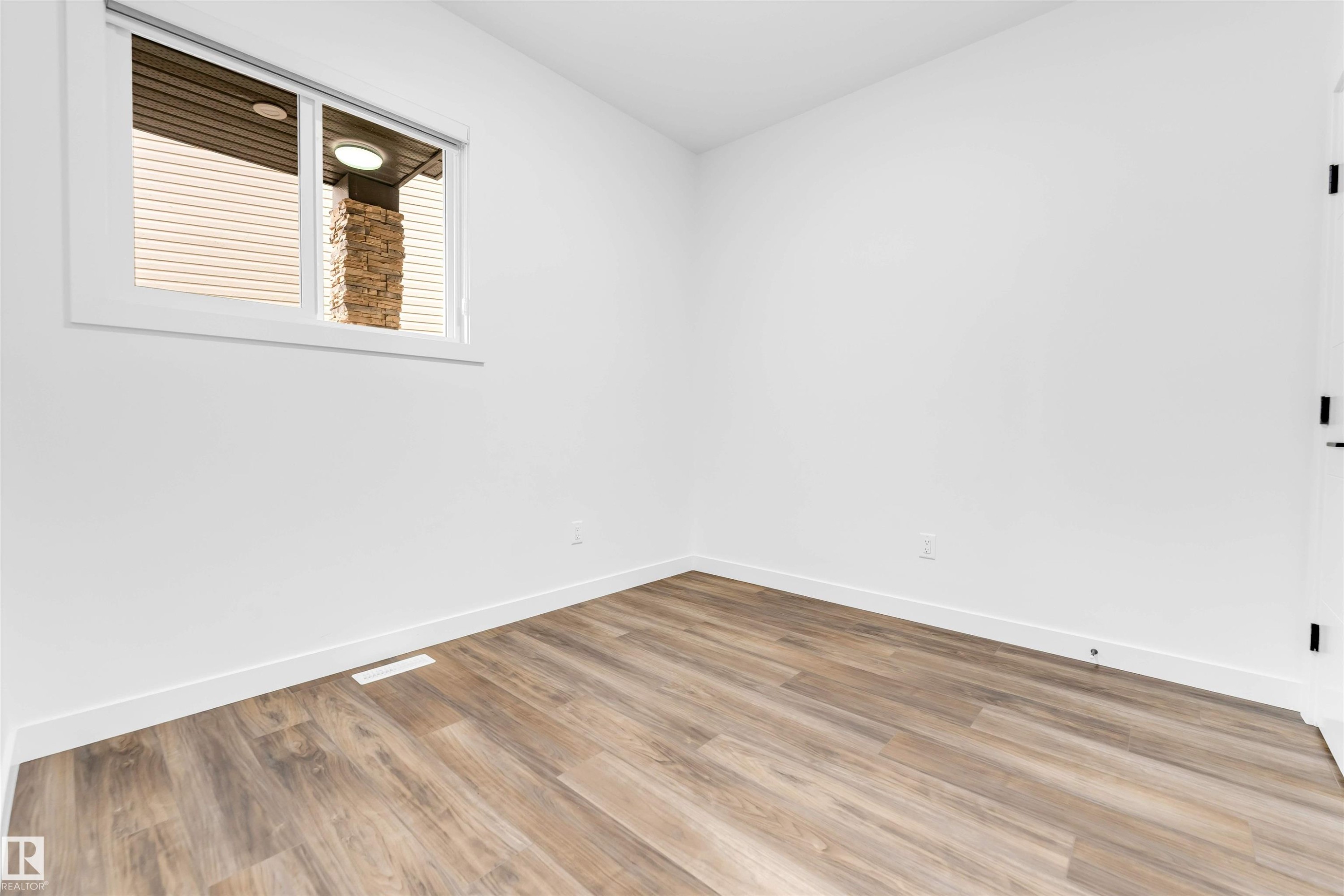 1336 11 Avenue Nw, Edmonton, AB