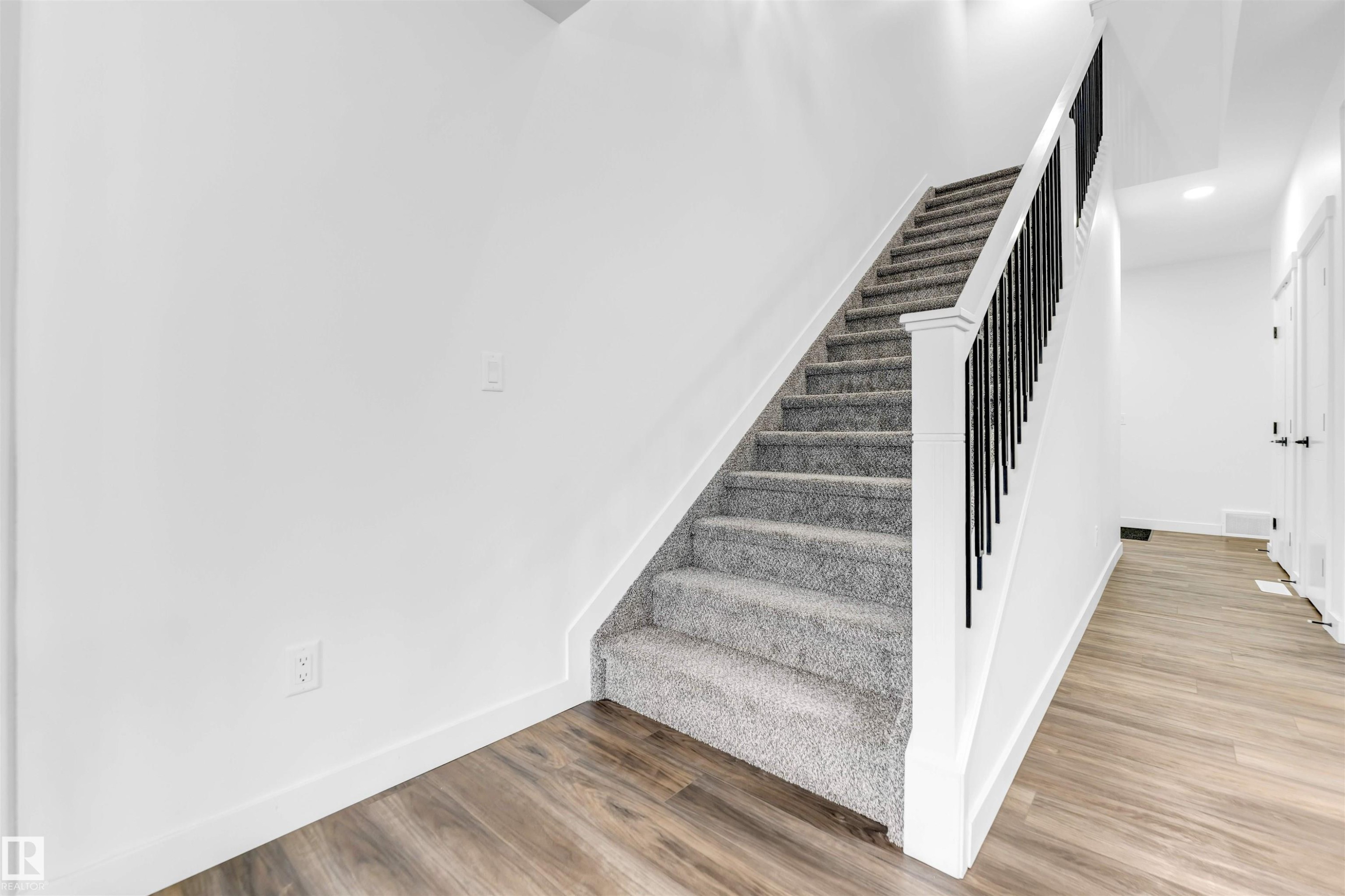1336 11 Avenue Nw, Edmonton, AB