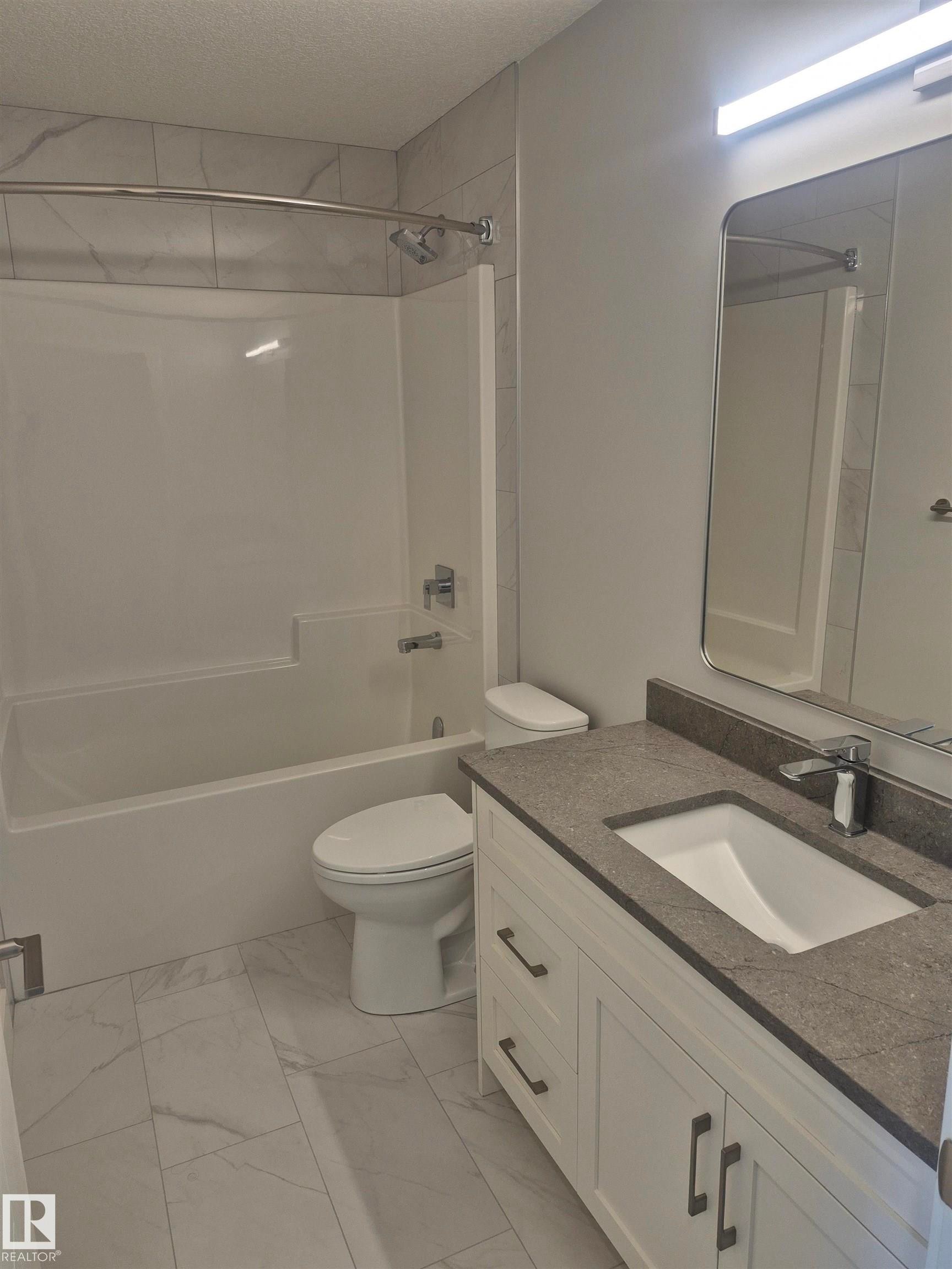 9515 75 Avenue Nw, Edmonton, AB