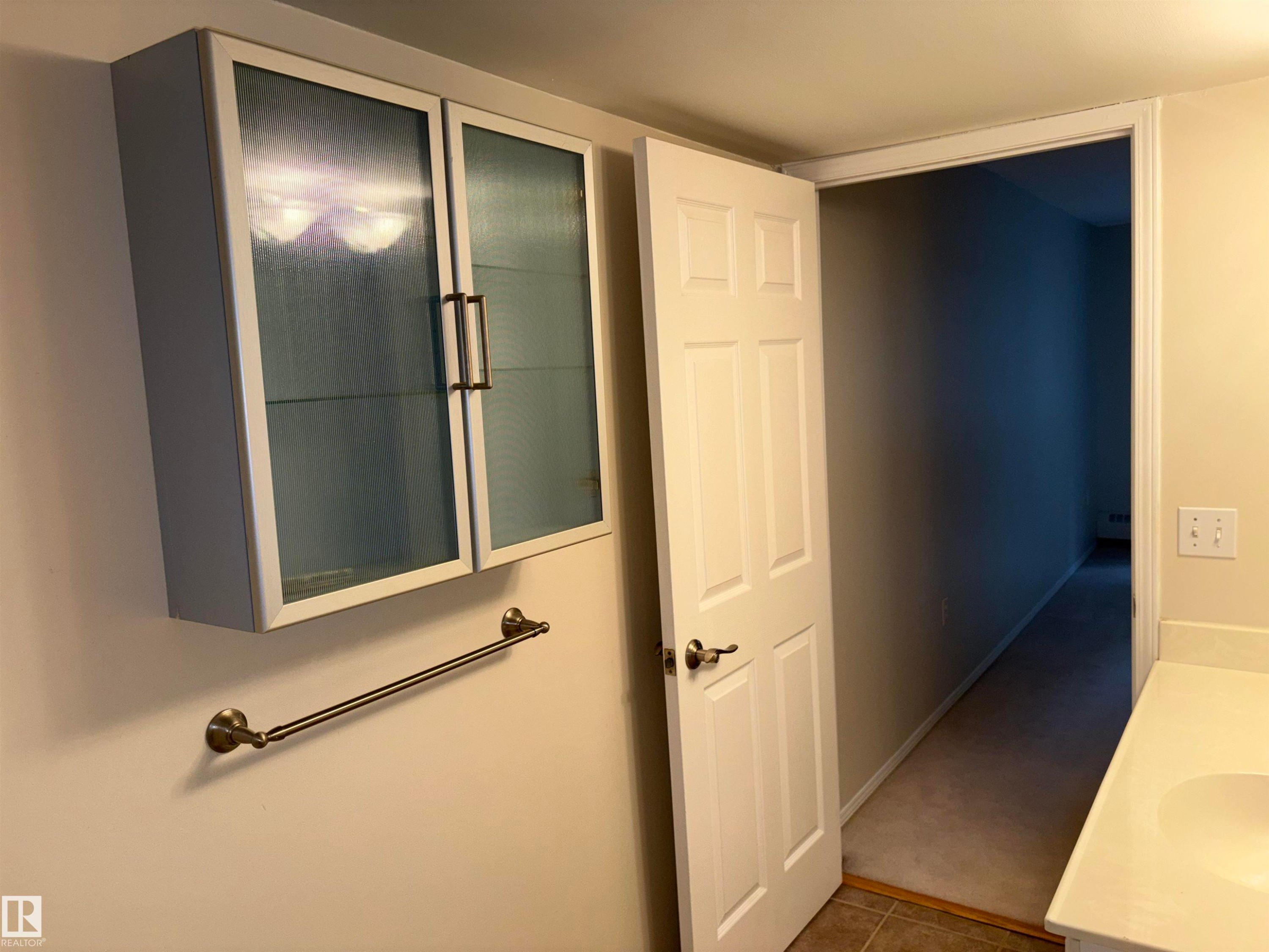 #305 11716 100 Av Nw, Edmonton, AB