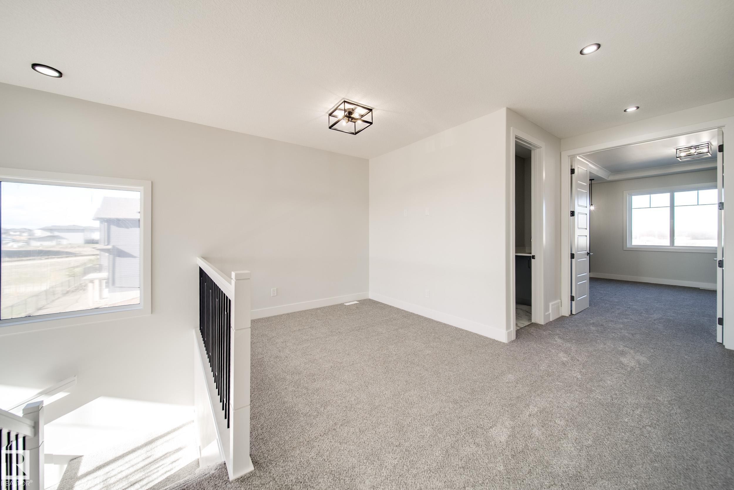 8515 183 Avenue Nw, Edmonton, AB