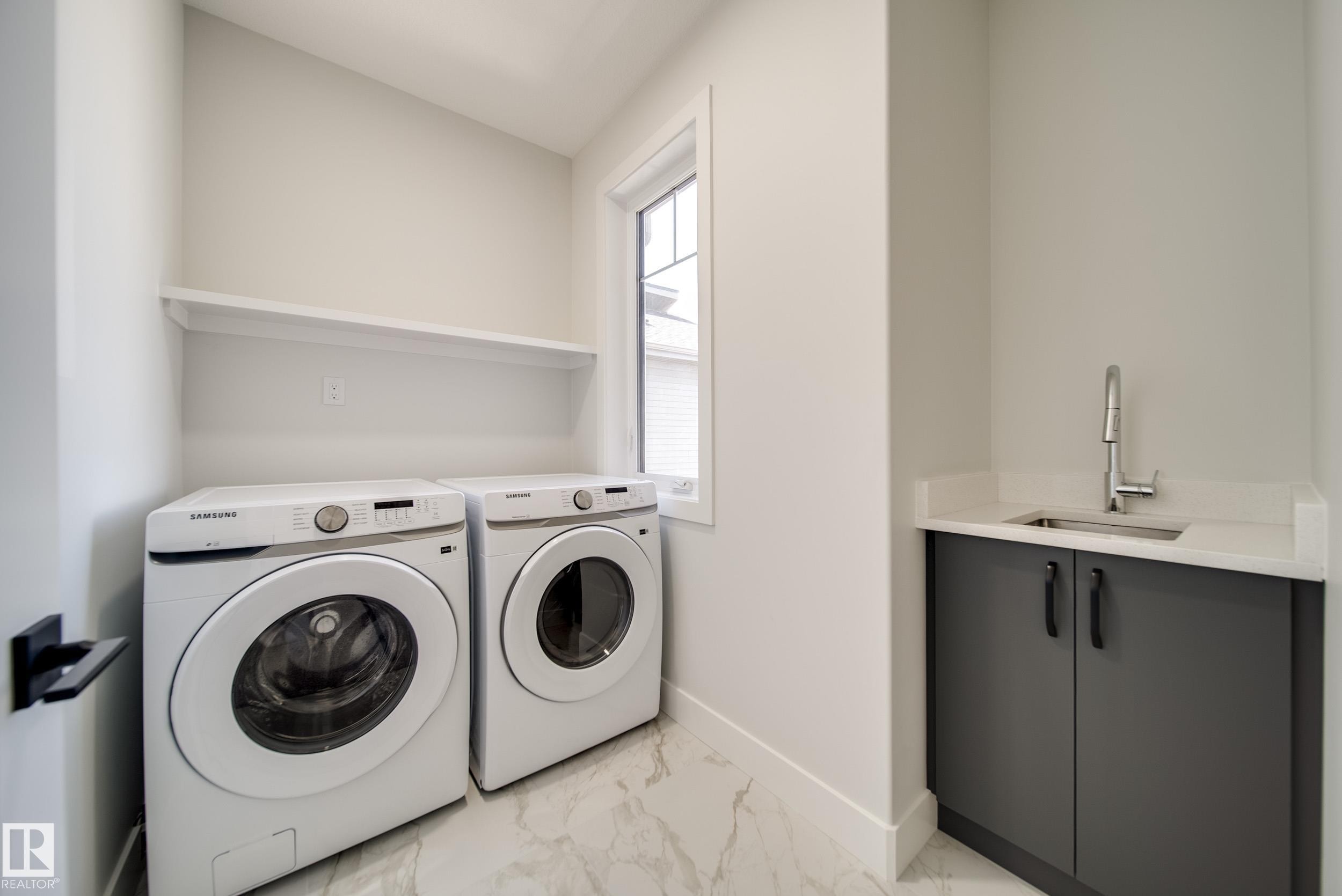 8515 183 Avenue Nw, Edmonton, AB