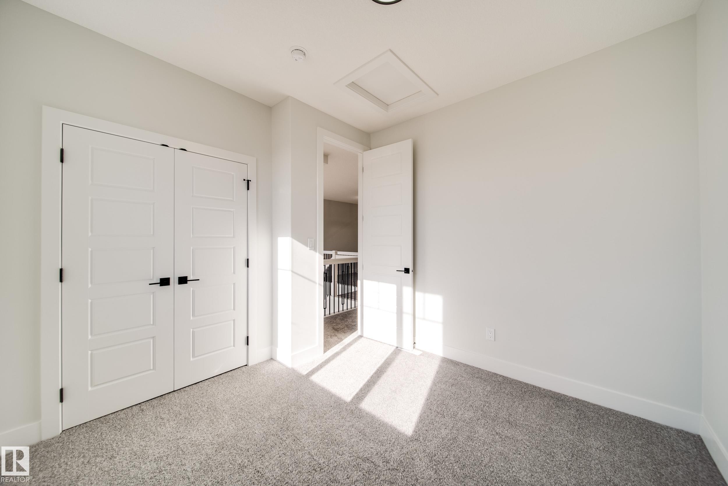 8515 183 Avenue Nw, Edmonton, AB