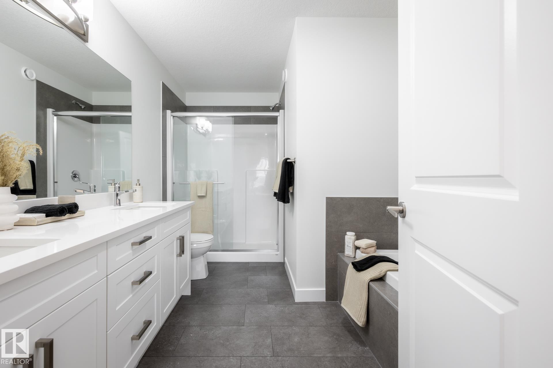 228 Falcon Crescent, Leduc, AB