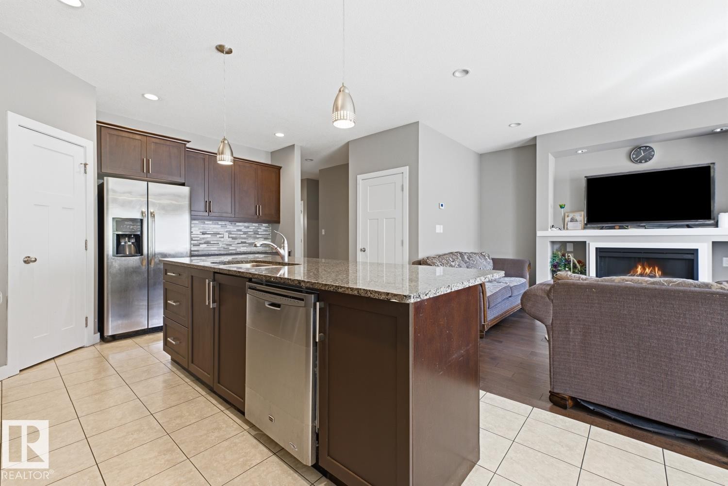 11827 56 Street Nw, Edmonton, AB