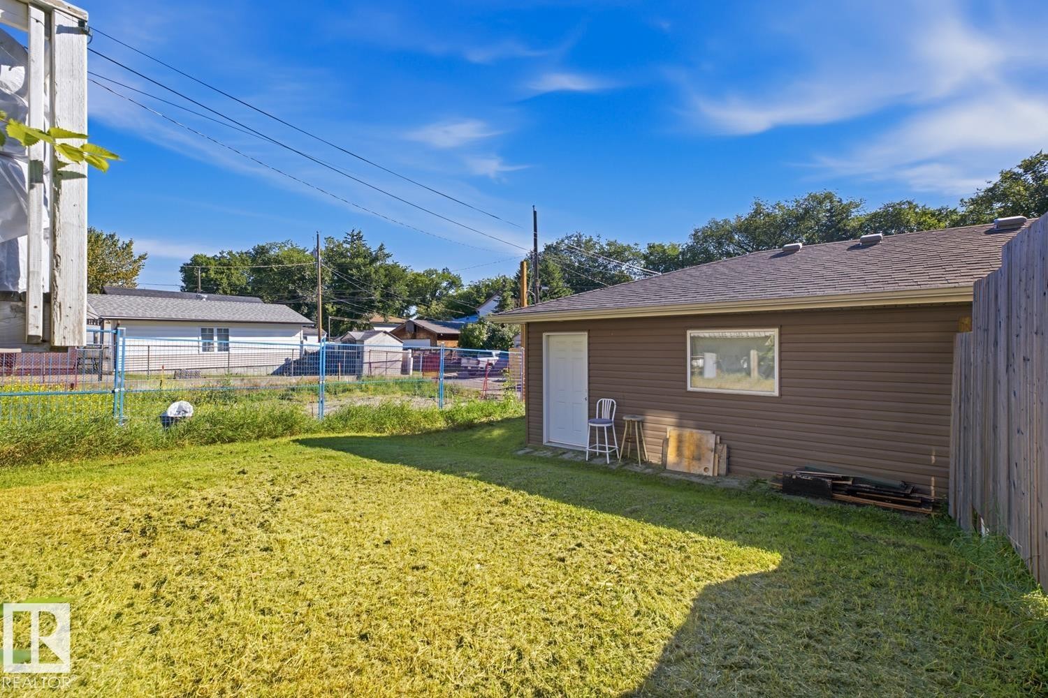 11827 56 Street Nw, Edmonton, AB